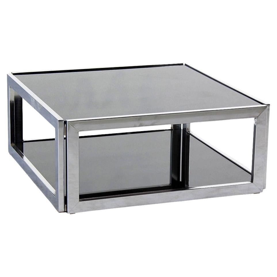 Table basse carrée Sharp à 2 niveaux moderne à base chromée en verre fumé avec étagère MINT en vente