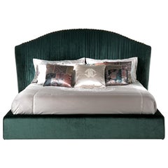 21st Century Sharpei Bed in Green Velvet by Roberto Cavalli Home Interiors