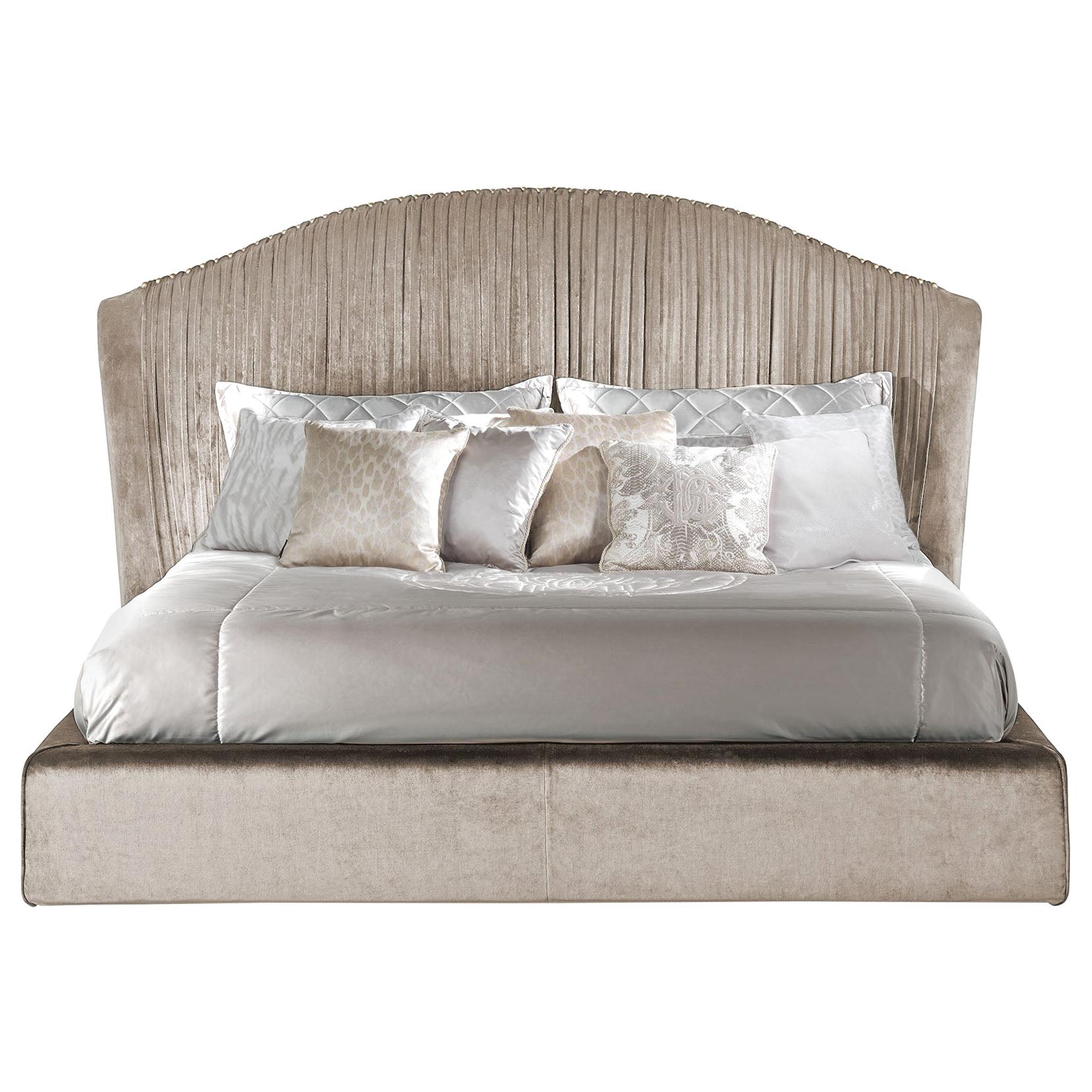 21st Century Sharpei Bed in Velvet col. Sand by Roberto Cavalli Home Interiors For Sale