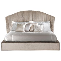 21st Century Sharpei Bed in Velvet col. Sand by Roberto Cavalli Home Interiors