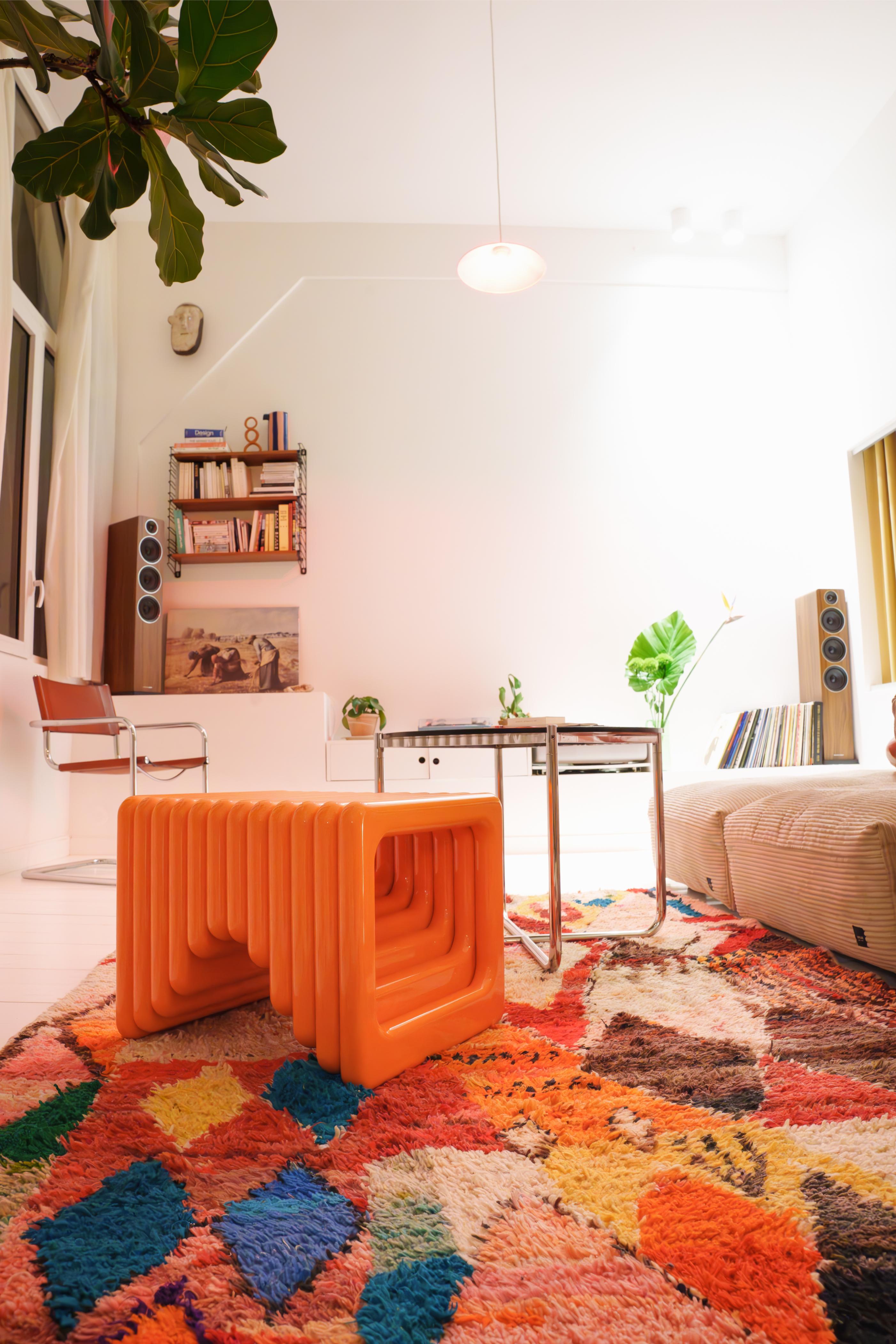 Sharpei Side Table by Senimo For Sale 8