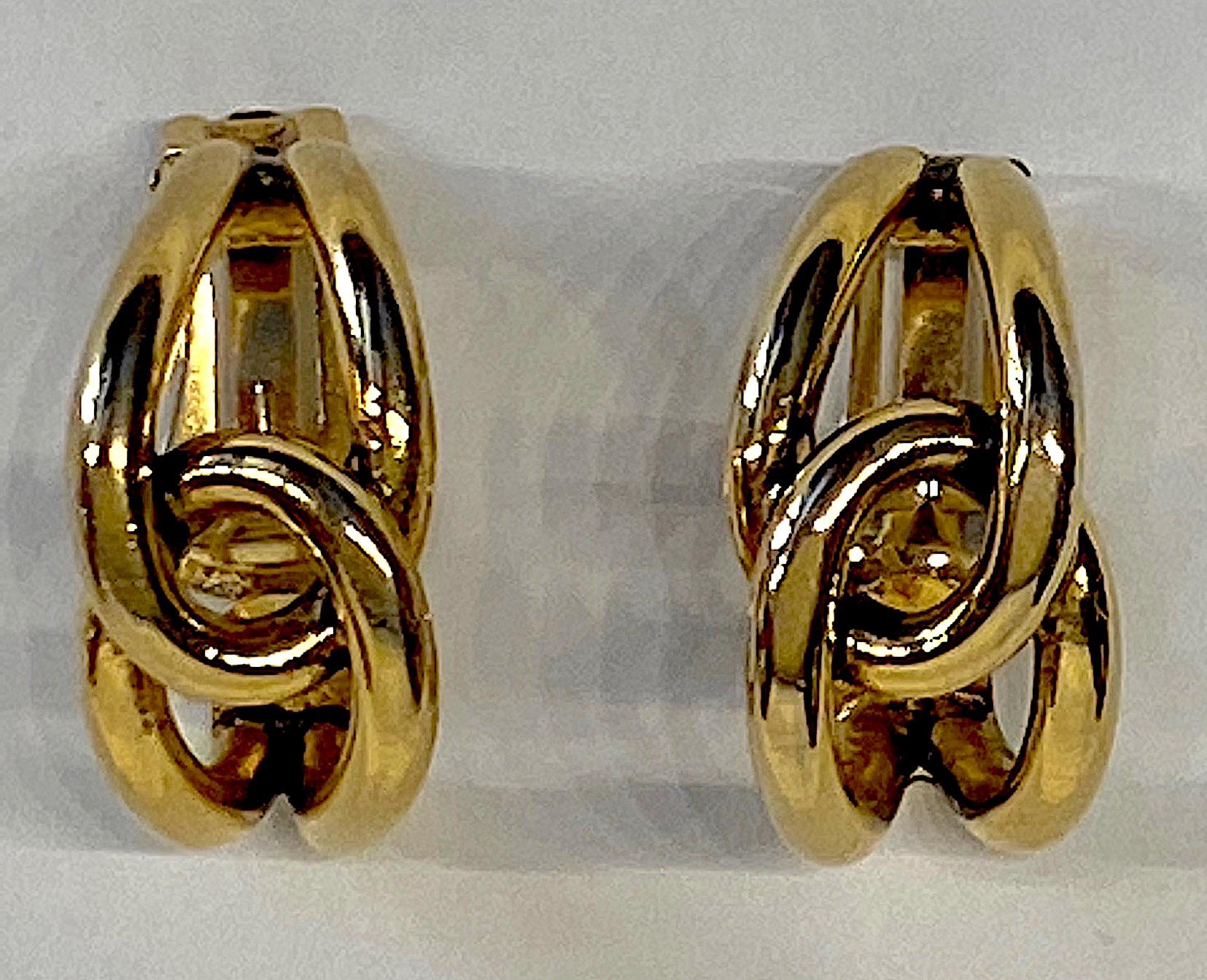 Sharra Pagano 1980s Gold Hoop Earrings 4