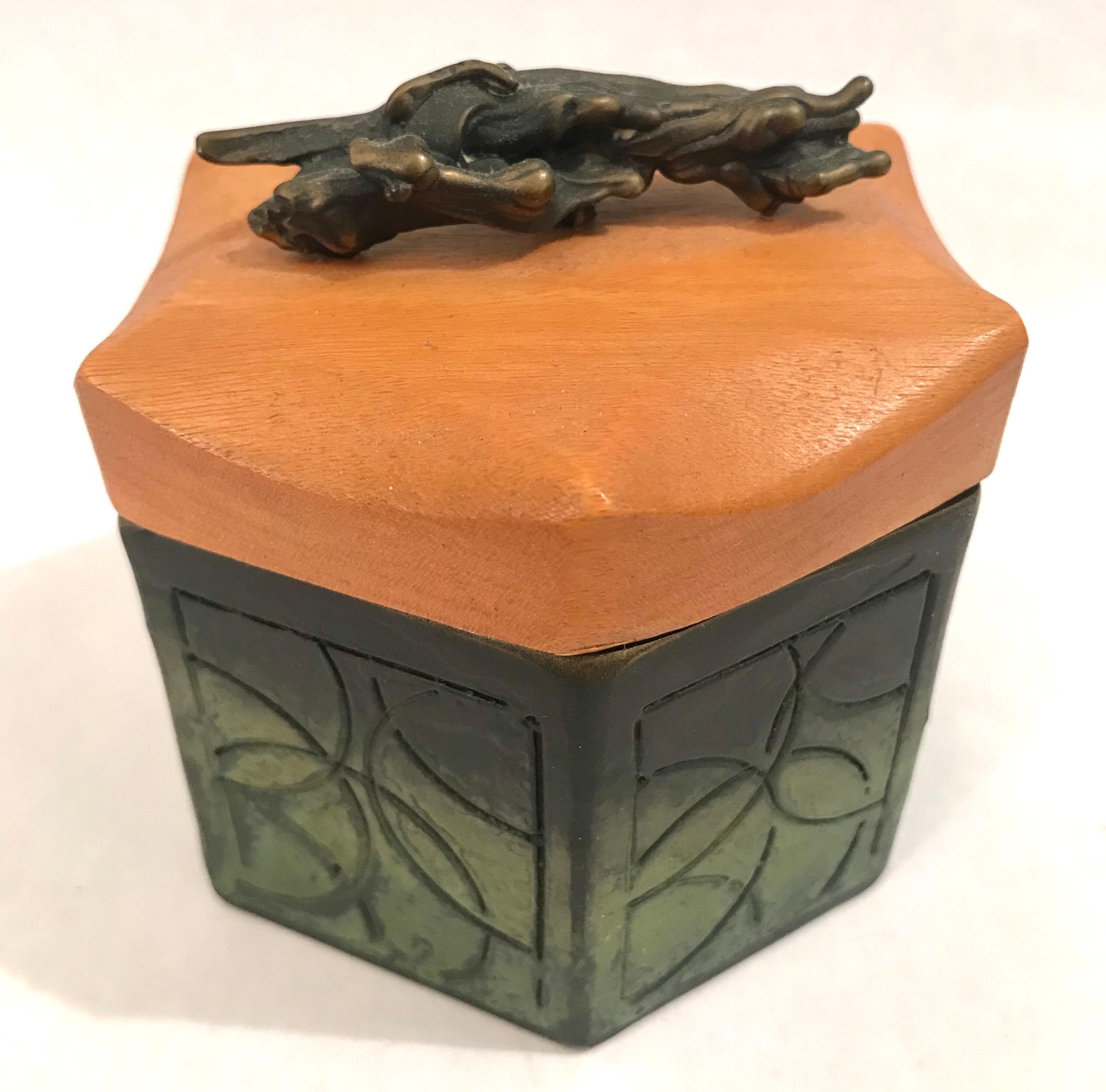 Shatsby Bronze and Wood Lidded Box In Good Condition For Sale In Lake Success, NY