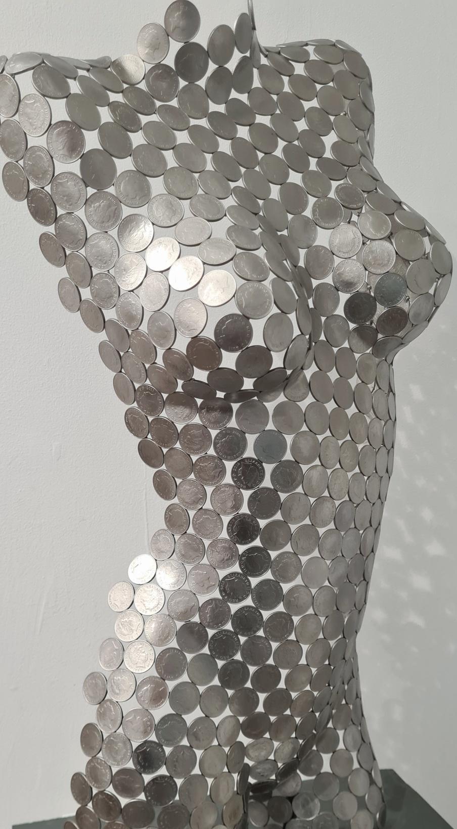 Weiblicher Torso  – Sculpture von Shaun Gagg