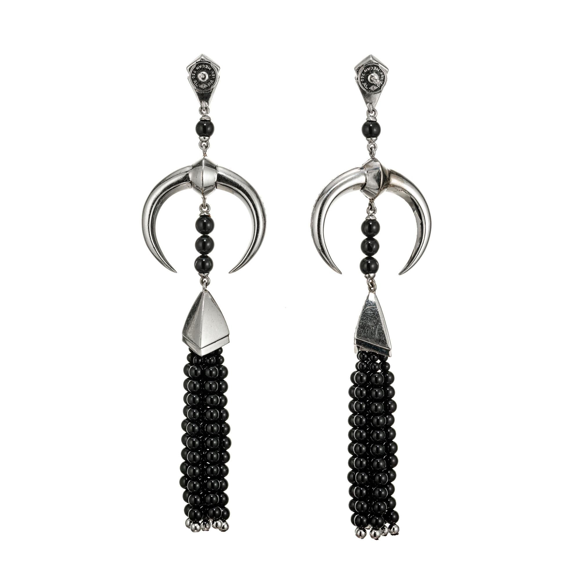 Shaun Leane Pendientes de araña tribales de oro con diamantes tsavoritas de 2,44 quilates Corte redondo en venta