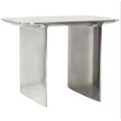 Tabouret en forme de galuchat de Cedric Breisacher