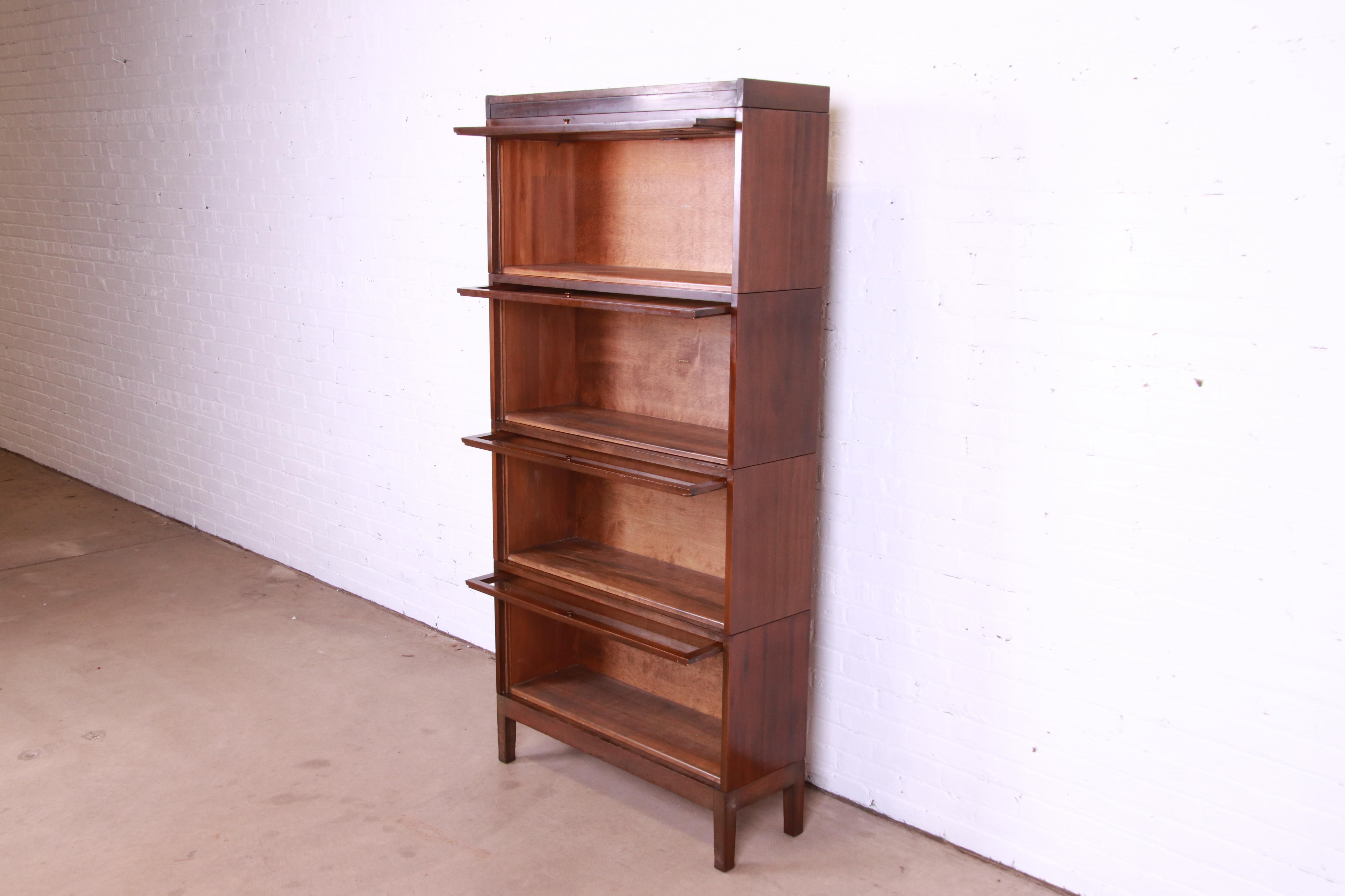 Shaw Walker Arts & Crafts Four-Stack Barrister Bookcase, circa 1920s In Good Condition In South Bend, IN