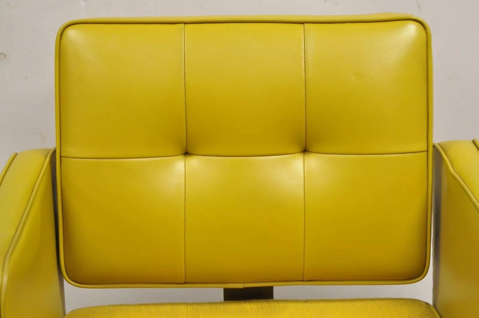 Shaw Walker Mid Century Modern Mustard Yellow Vinyl Swivel Office Desk Chair For Sale 5