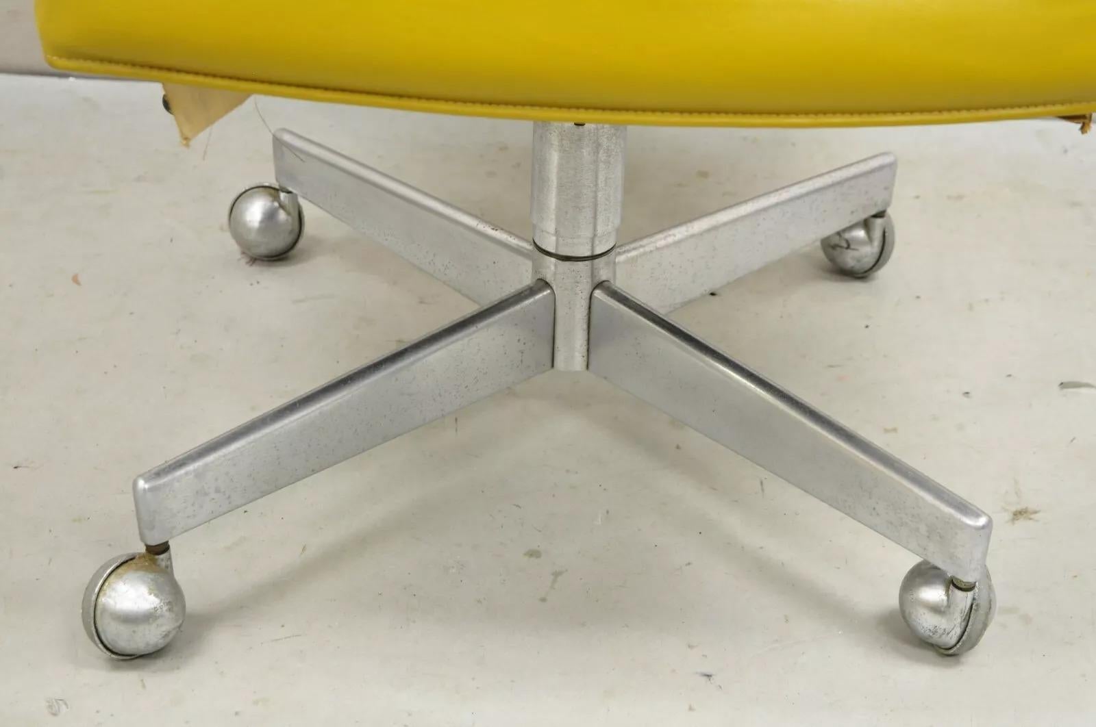 Unknown Shaw Walker Mid Century Modern Mustard Yellow Vinyl Swivel Office Desk Chair For Sale