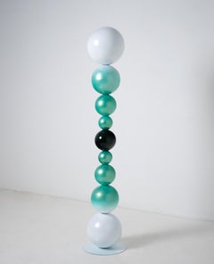 Escultura abstracta "Ecos del terreno" 62" x 10" x 10" in de Shawn Kolodny