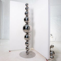 Abstrakte Skulptur „EQUILIBRIBRIUM“ 108" x 36" x 36" in von Shawn Kolodny
