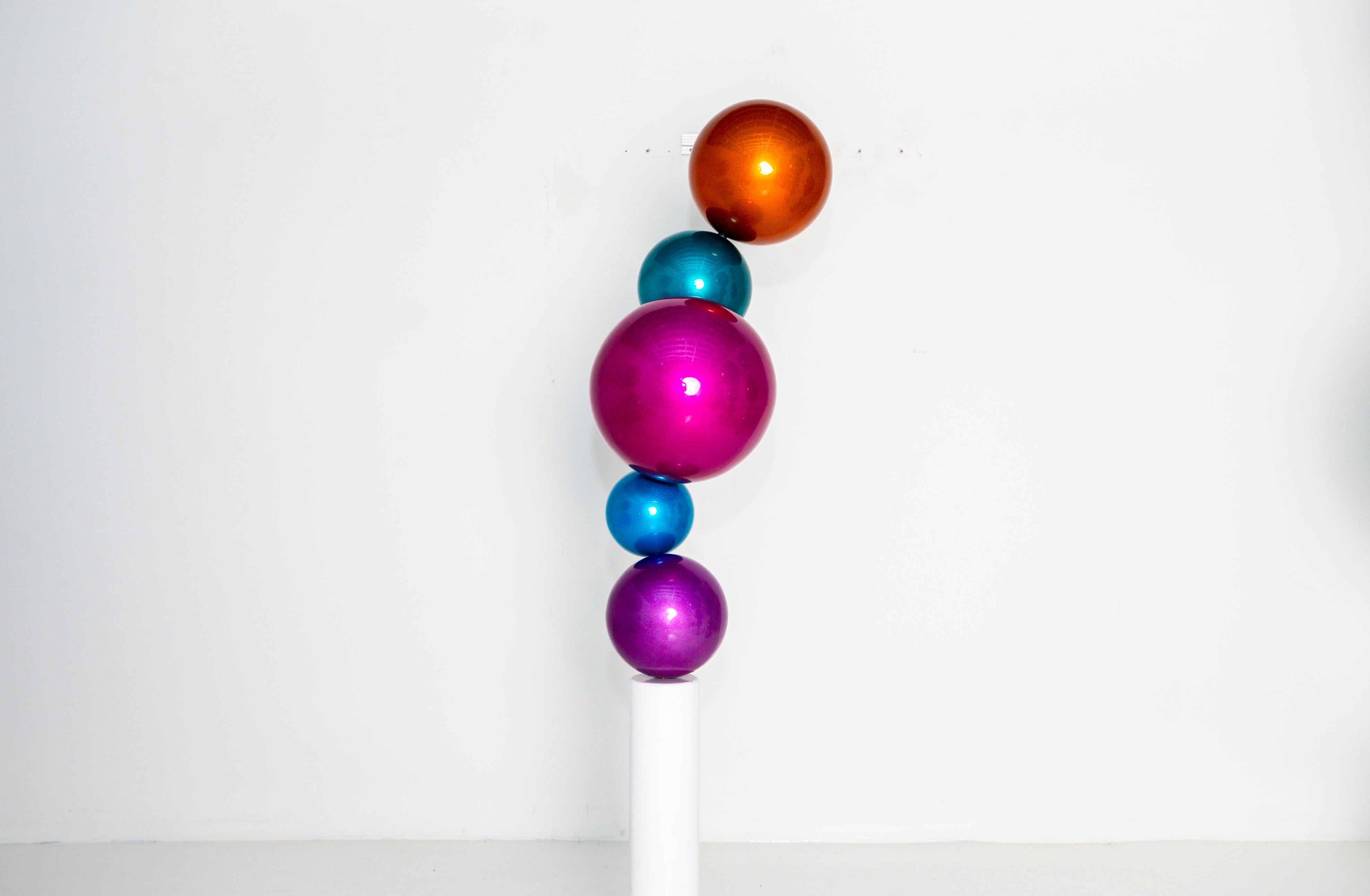 Scultura astratta "Jumble" 64" x 18" x 18" di Shawn Kolodny