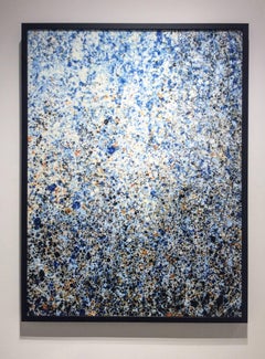 Elle est Dissolue : Peinture abstraite en éclaboussures de bleu profond, orange de Sienne et noir