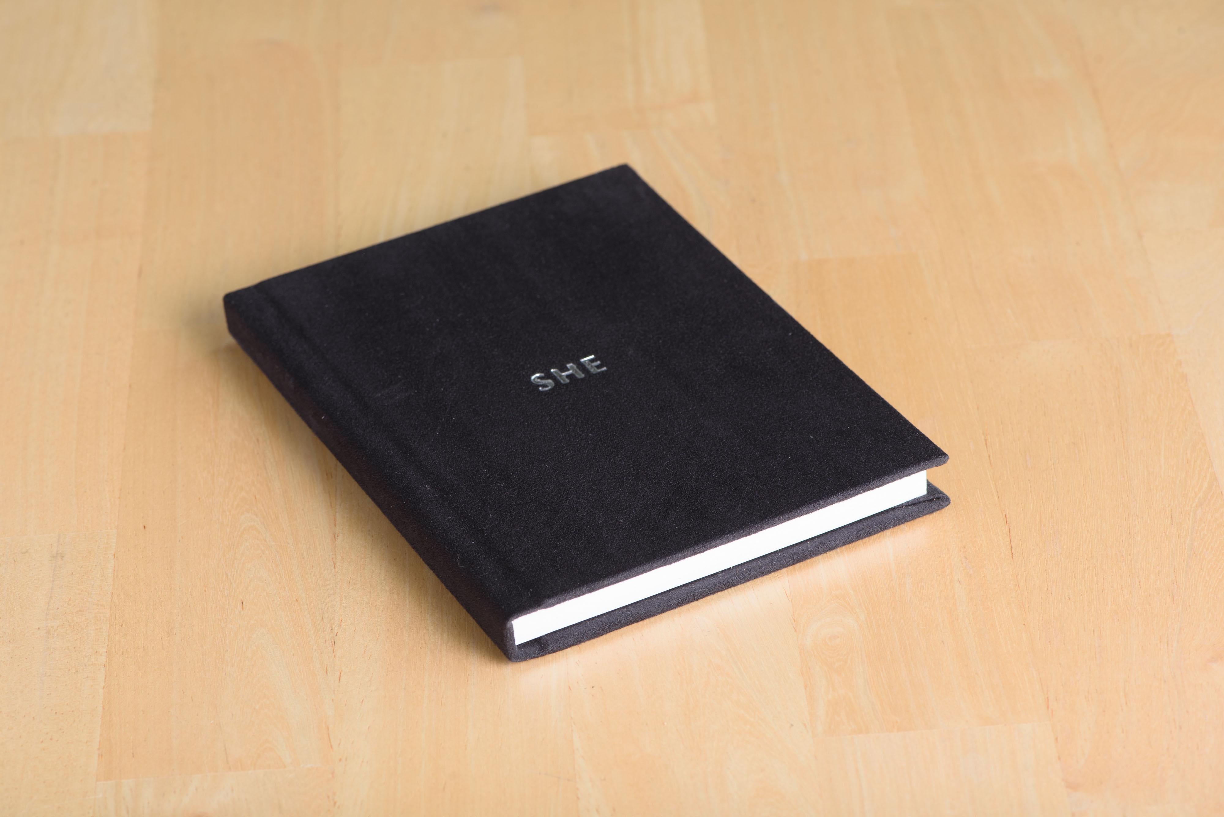 “SHE !” Love Collection Necklace 18k White Gold, Brilliants & Paraïba Tourmaline im Angebot 6