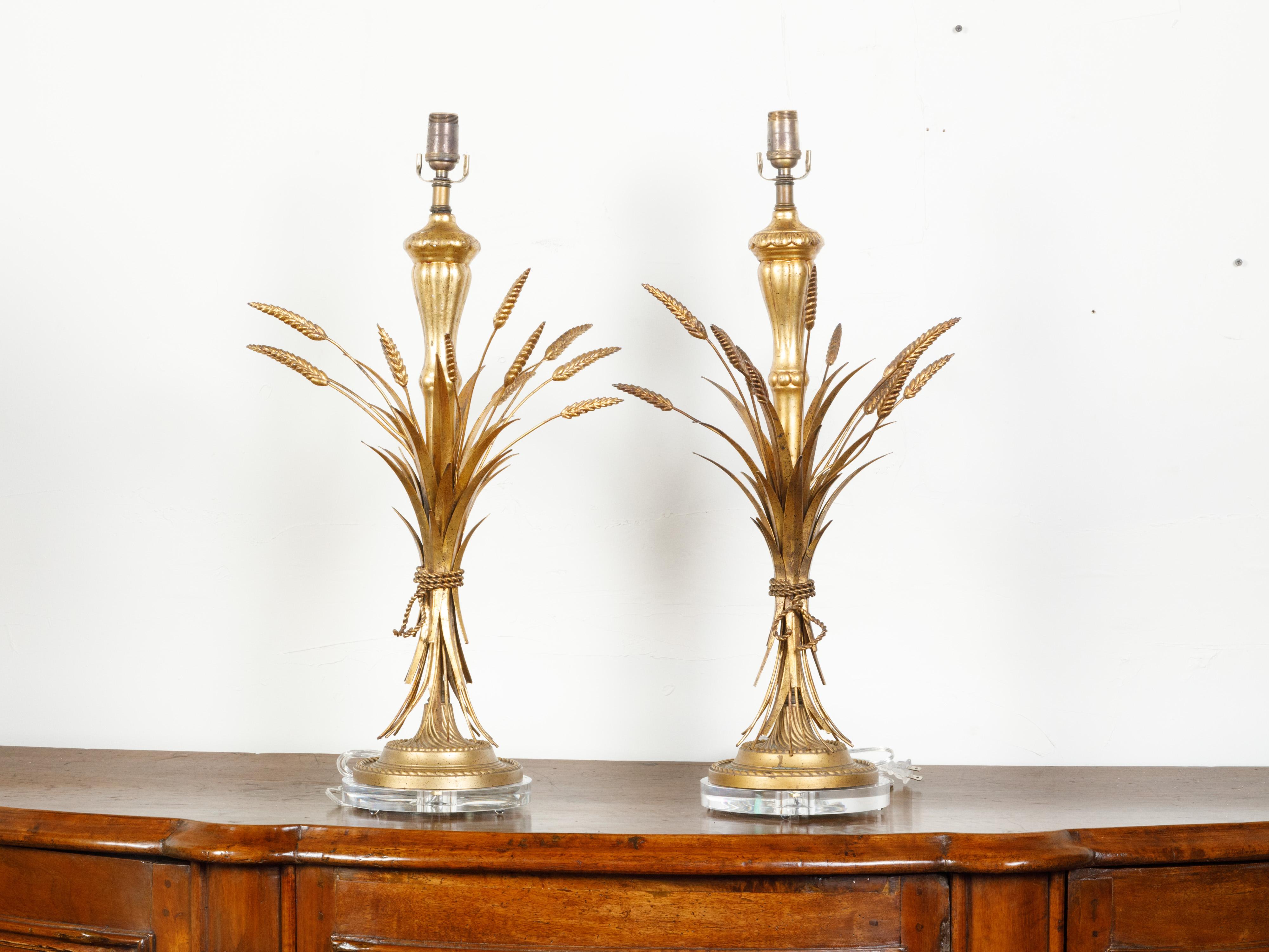 Sheaf of Wheat Gilt Metal Midcentury Table Lamps Mounted on Lucite Bases 4