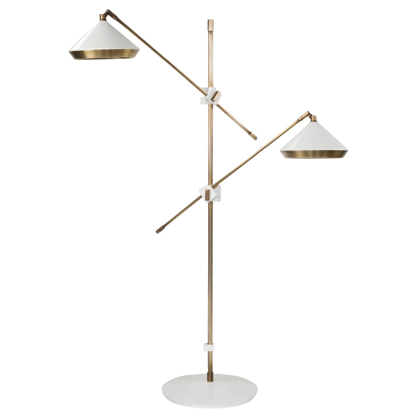 Lampada da terra Shear, ottone, bianco di Bert Frank