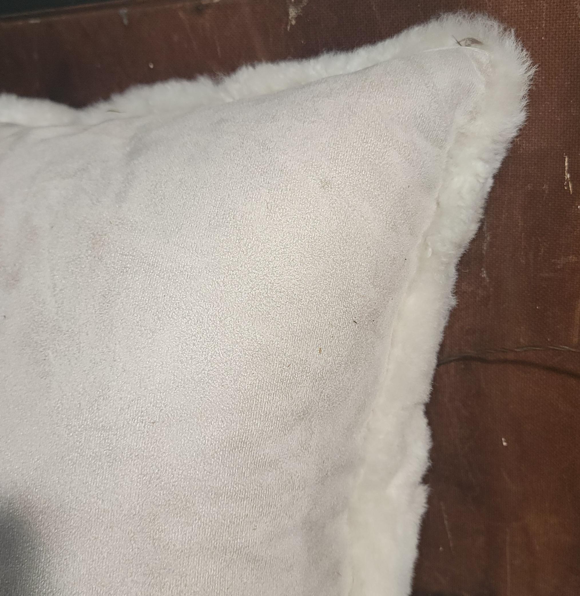 American Shearing Pillow From Sheep Skin For Sale