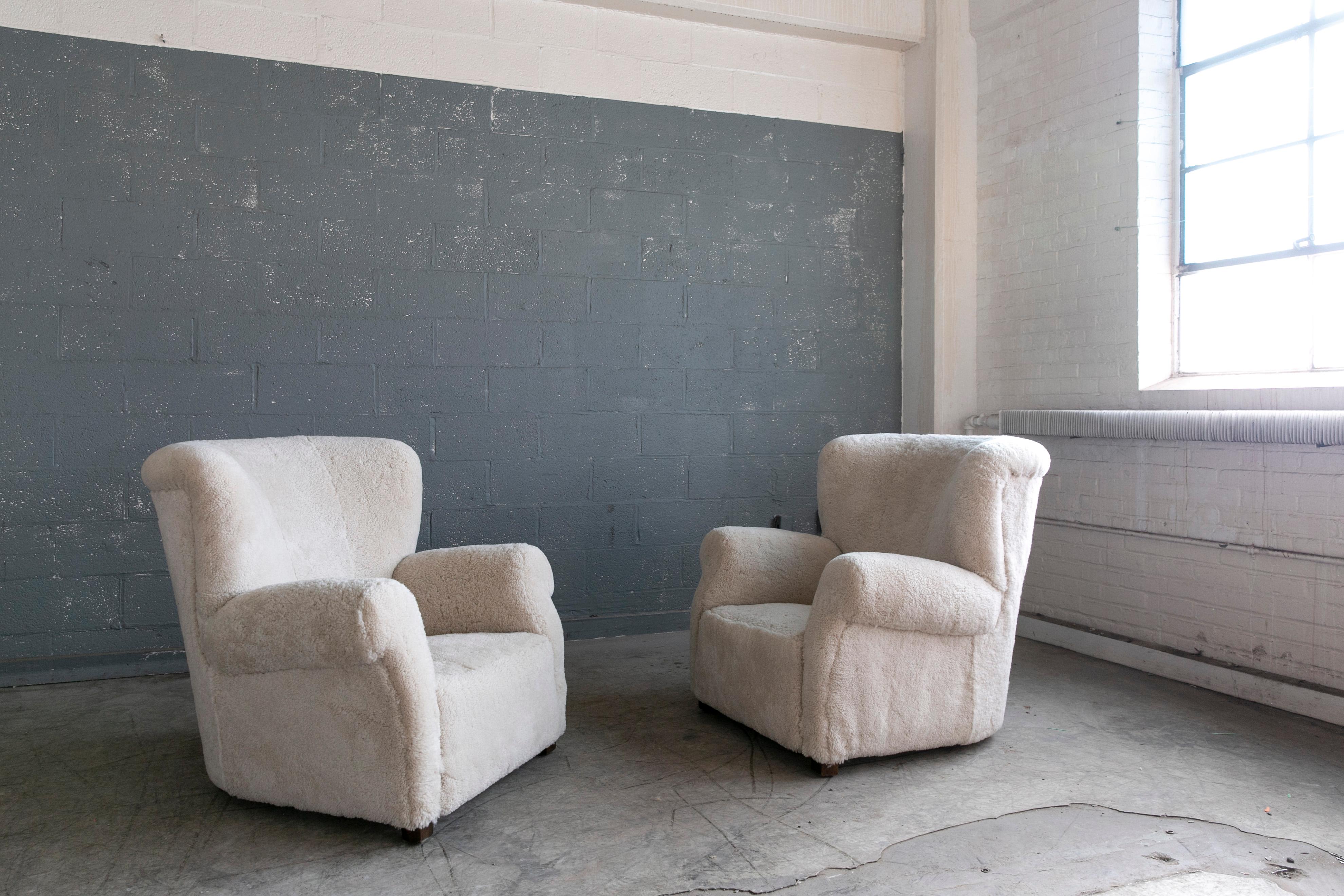 Shearling Pair of Danish Fritz Hansen Model 1518 Large Size Club Chairs 1940's 3