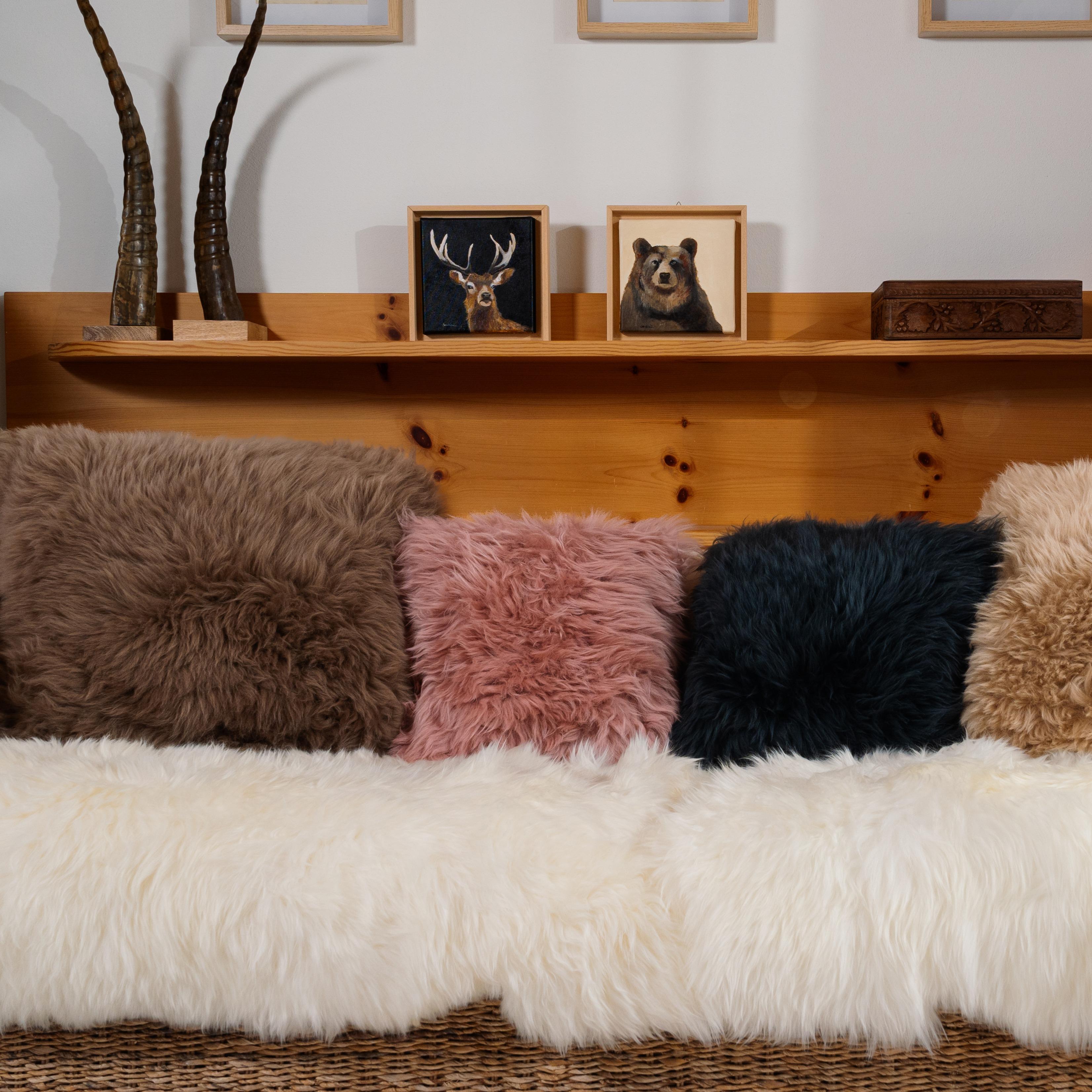 Shearling Sheepskin Flamingo Pink Cushion by Muchi Decor, Made in Italy In New Condition For Sale In Poviglio, IT