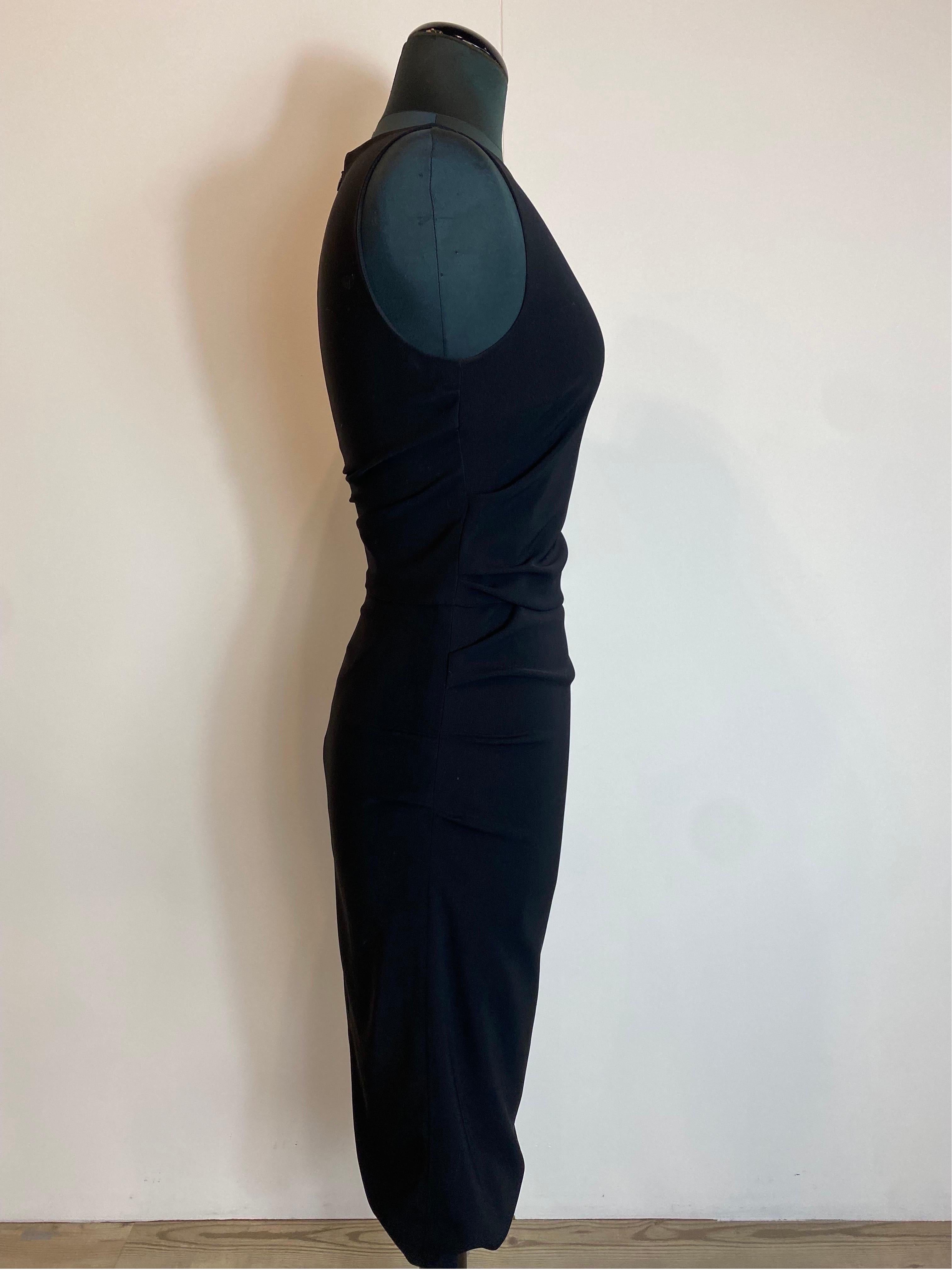 Sheath black dress Dolce & Gabbana  In Excellent Condition For Sale In Carnate, IT