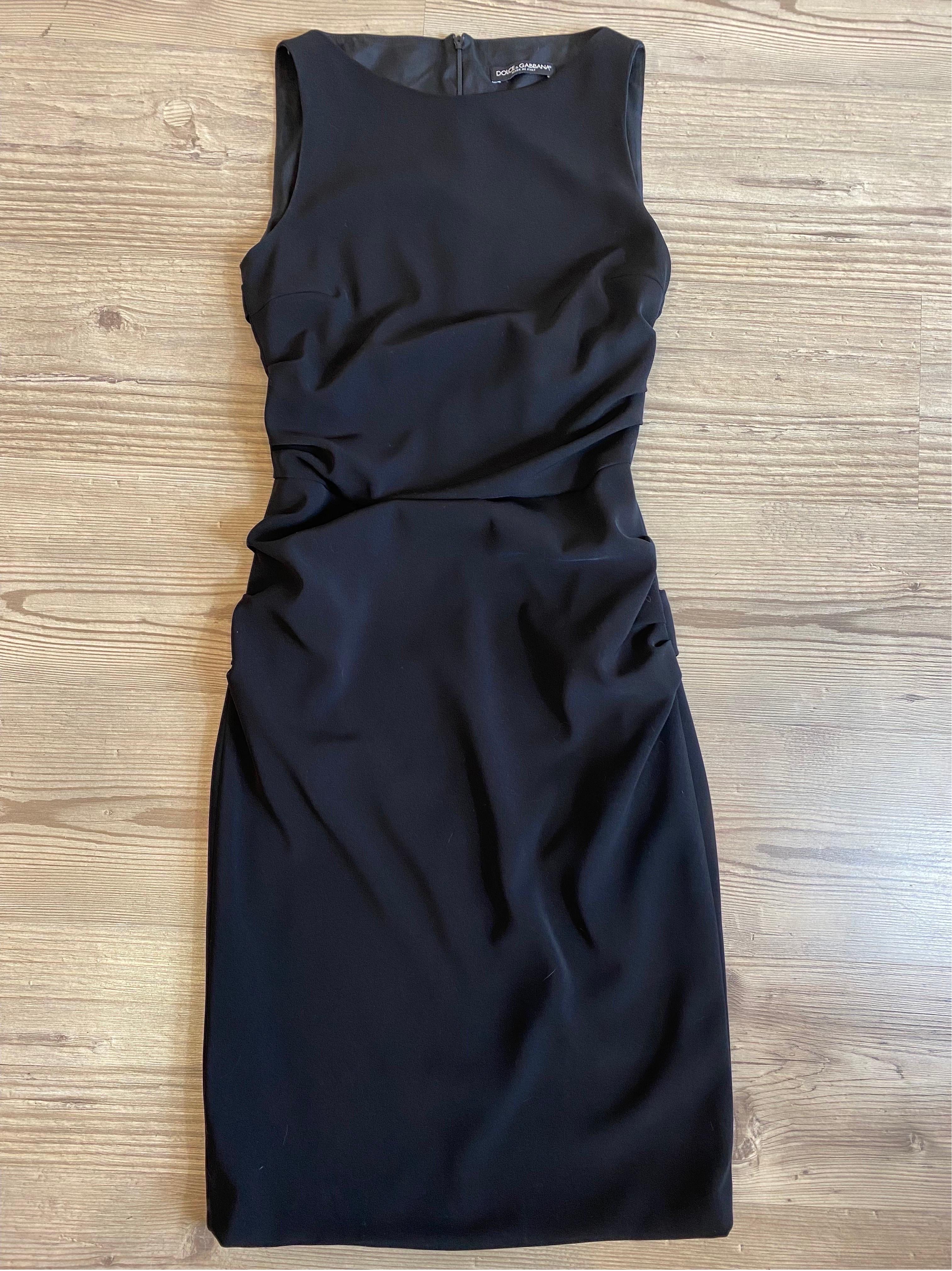 Sheath black dress Dolce & Gabbana  For Sale 2