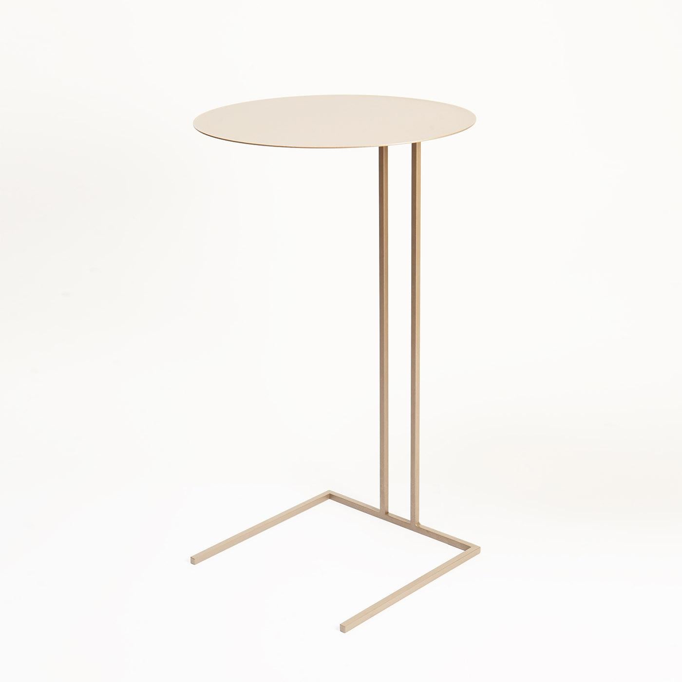 Shedir Round Side Table In New Condition For Sale In Milan, IT