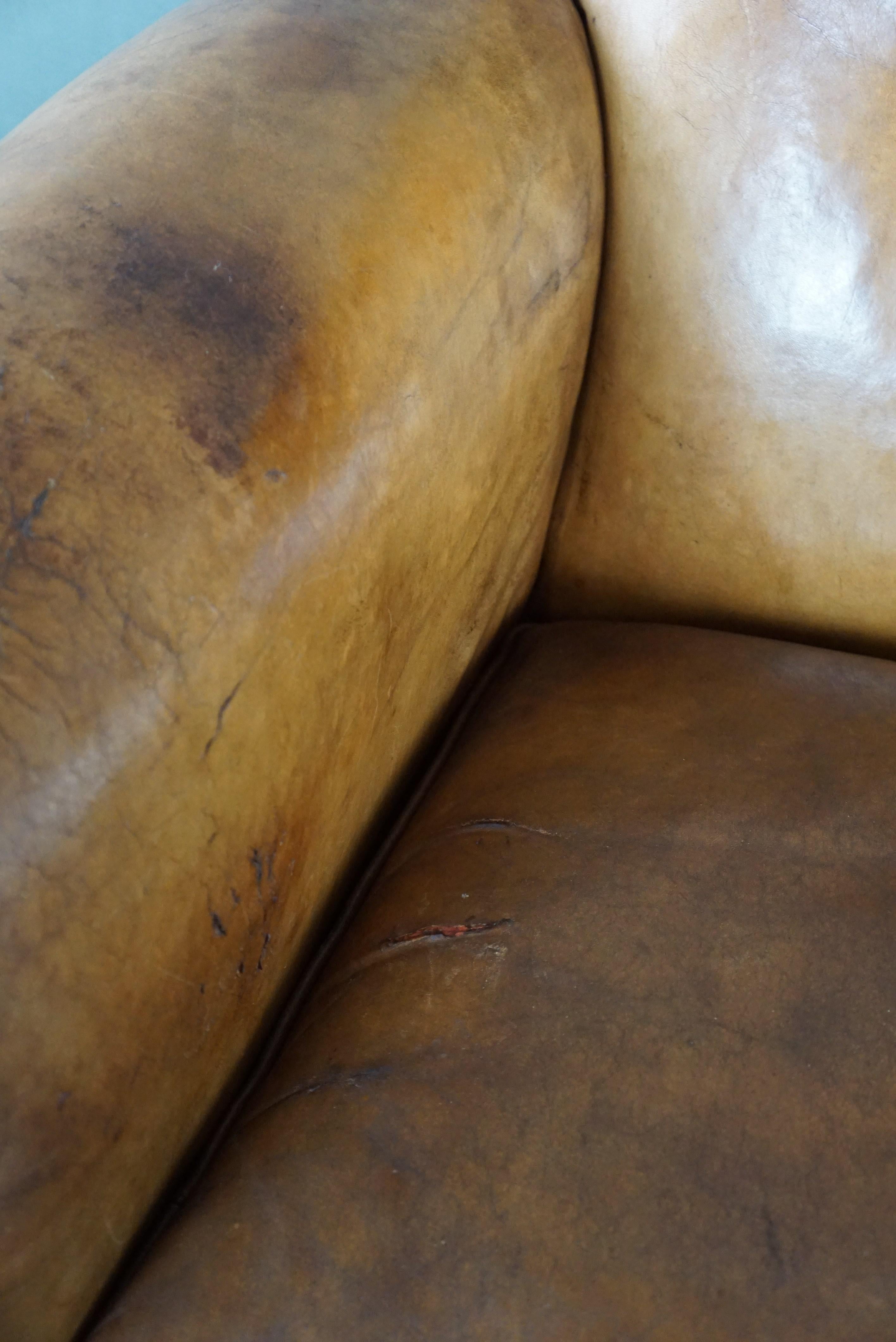 Sheep leather Art Deco sofa designed by Bart Van Bekhoven, spacious 2 seater For Sale 4