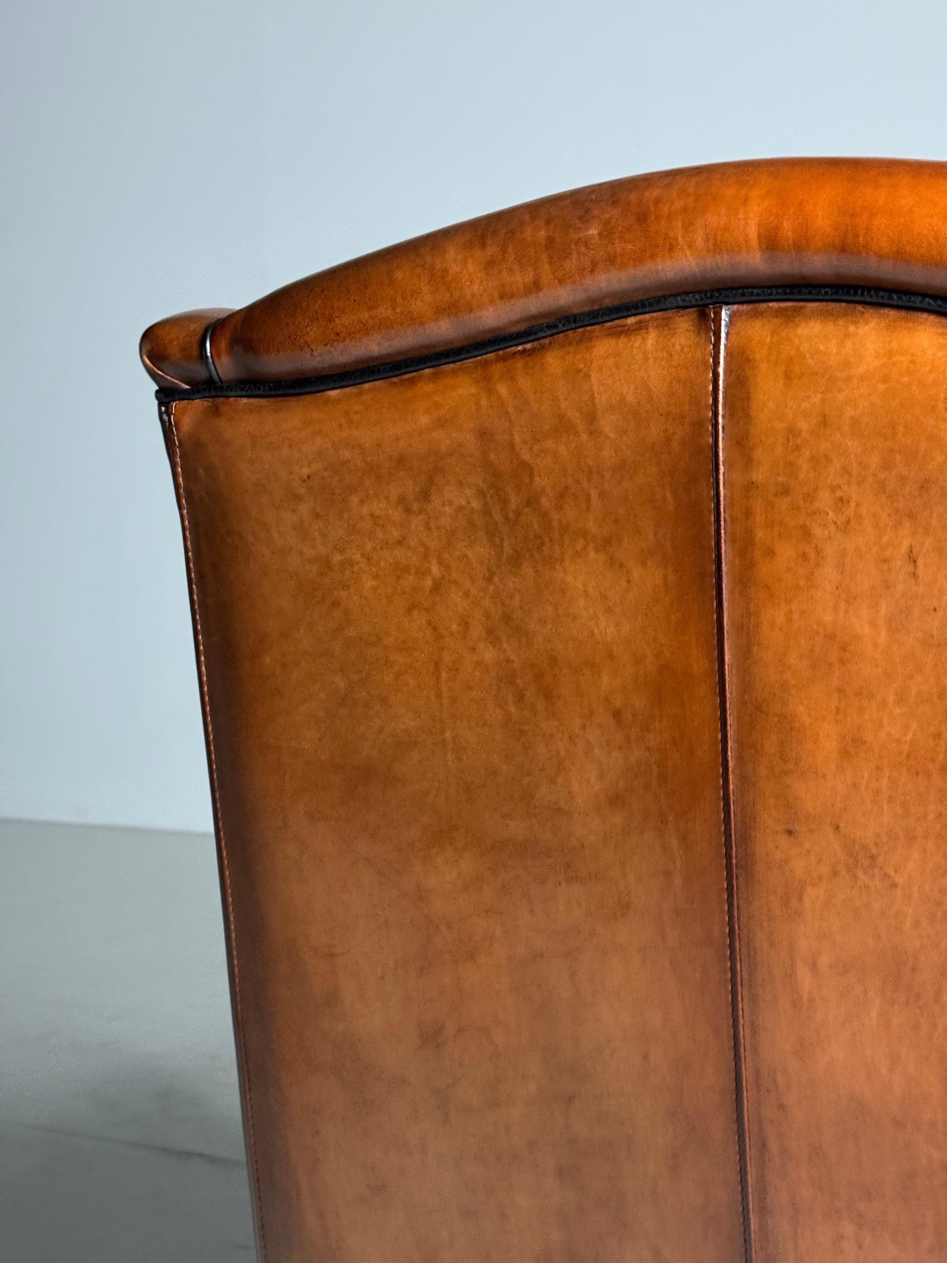 Poltrona wingback in pelle di pecora in vendita 5