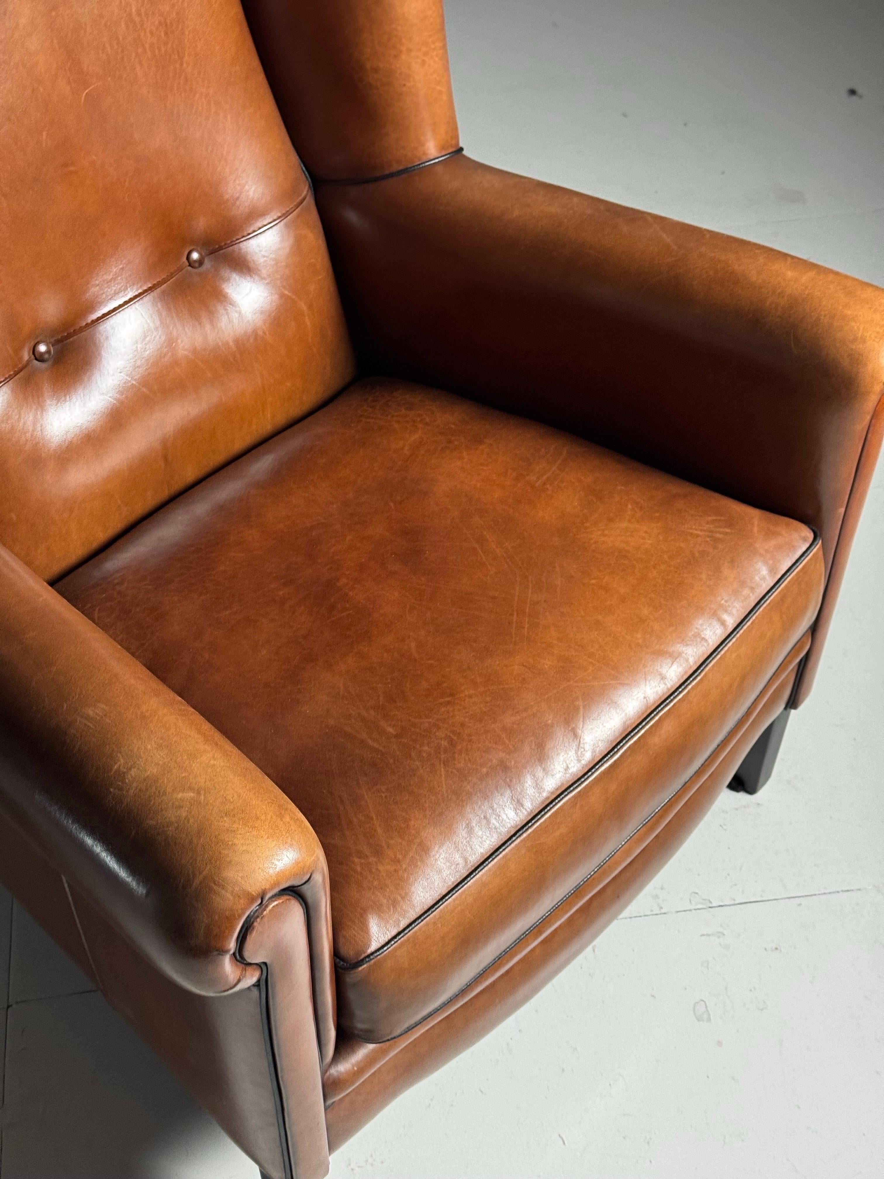 Poltrona wingback in pelle di pecora in vendita 2