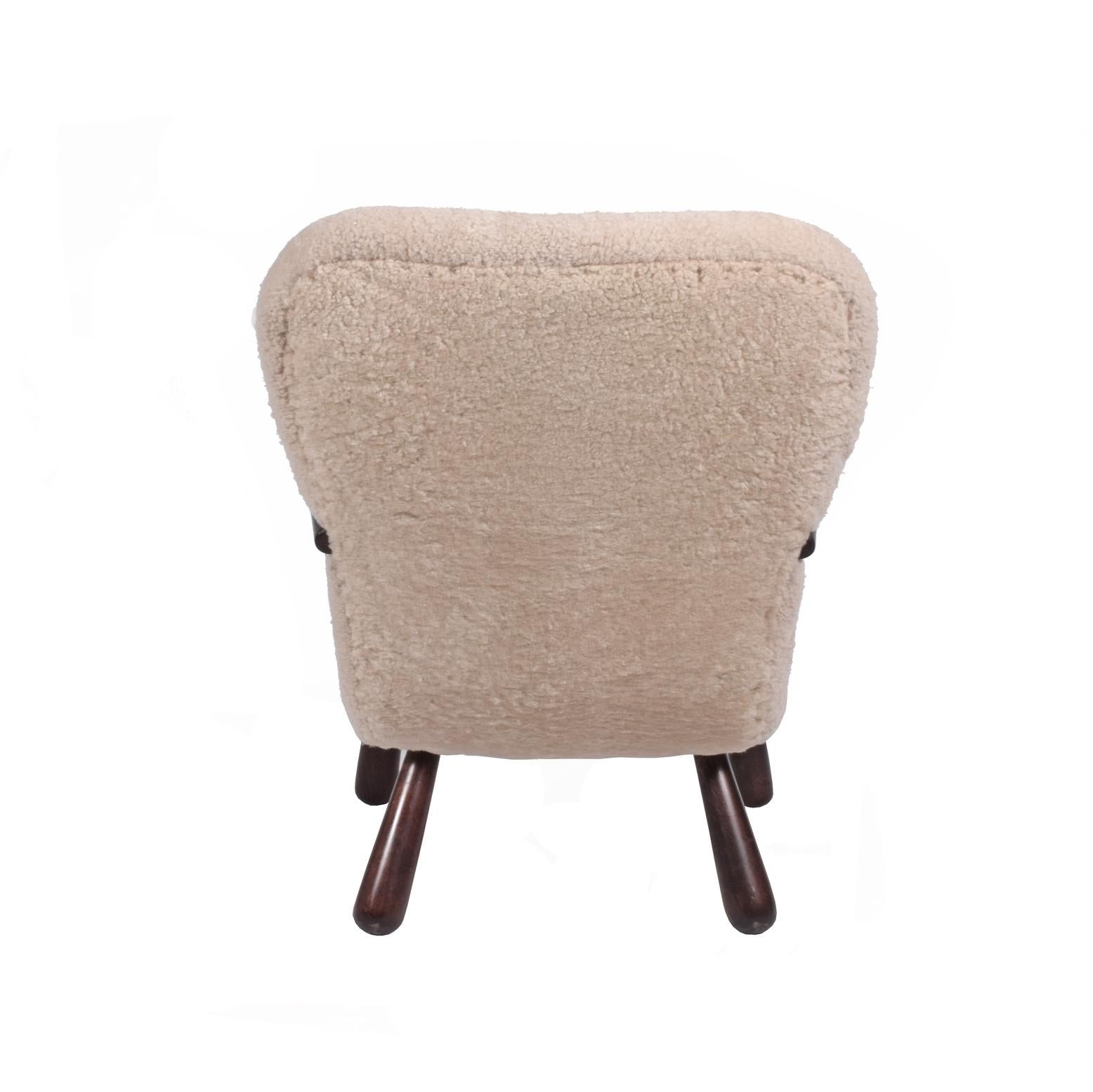 20th Century Sheepskin 'Clam' Easy Chair Attributed to Philip Arctander