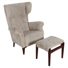 Sheepskin Fritz Hansen Wingback Lounge Chair model FH 8023 with Stool 1950