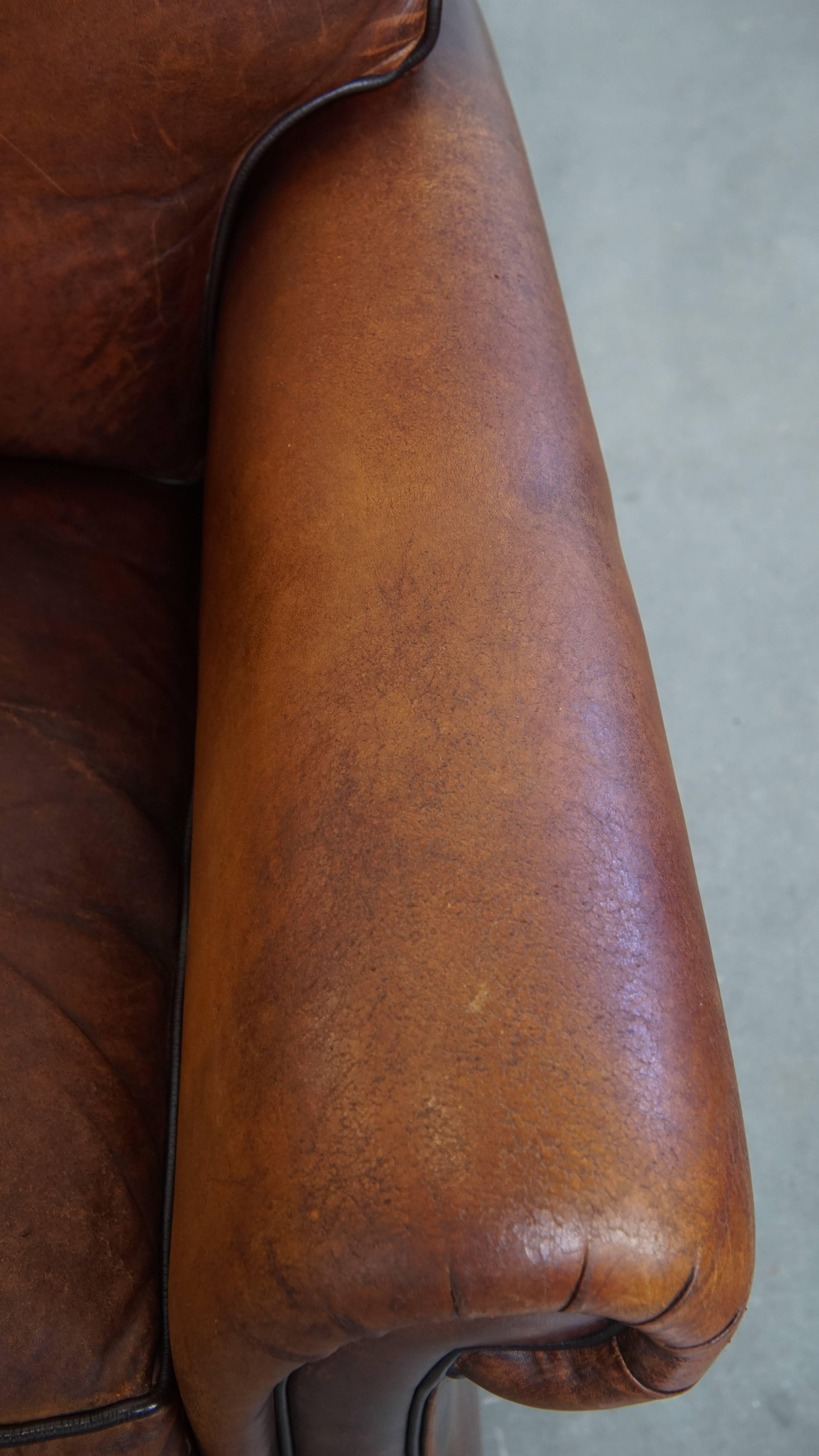 Sillón de piel de oveja de estilo inglés en venta 1