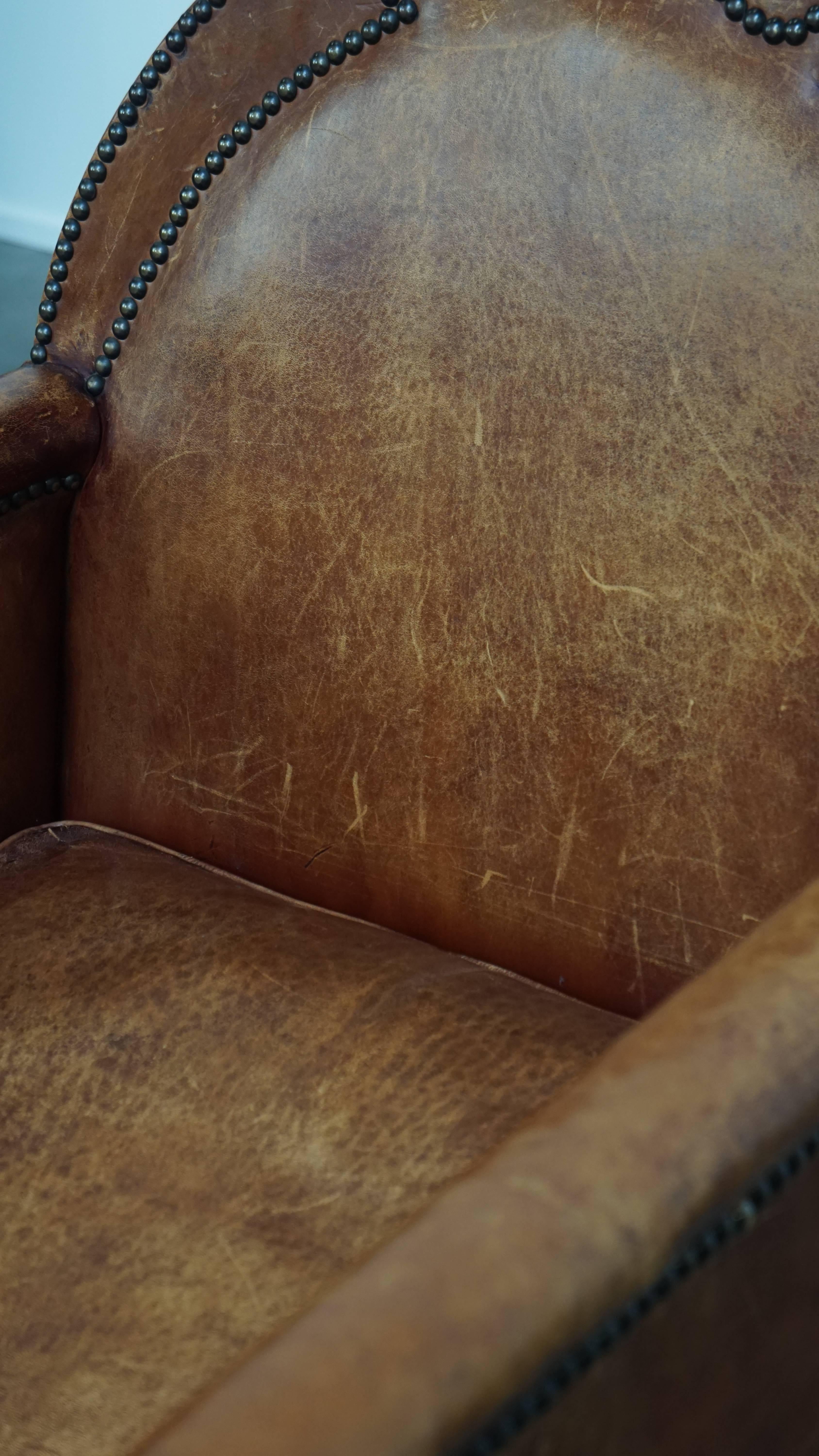 Sheepskin Leather Art Deco Design Armchair For Sale 10