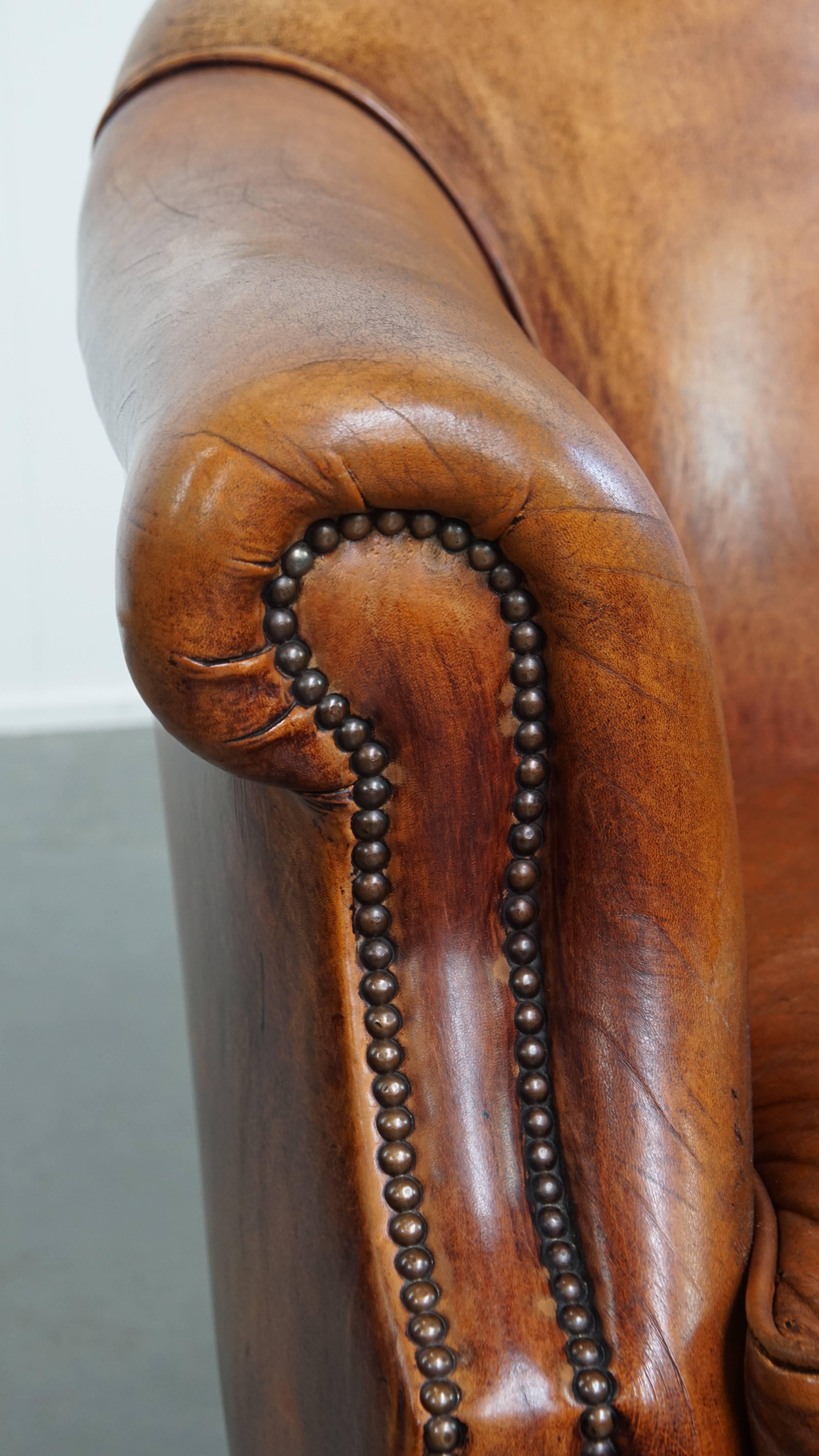 Fauteuil club en cuir de mouton en vente 3