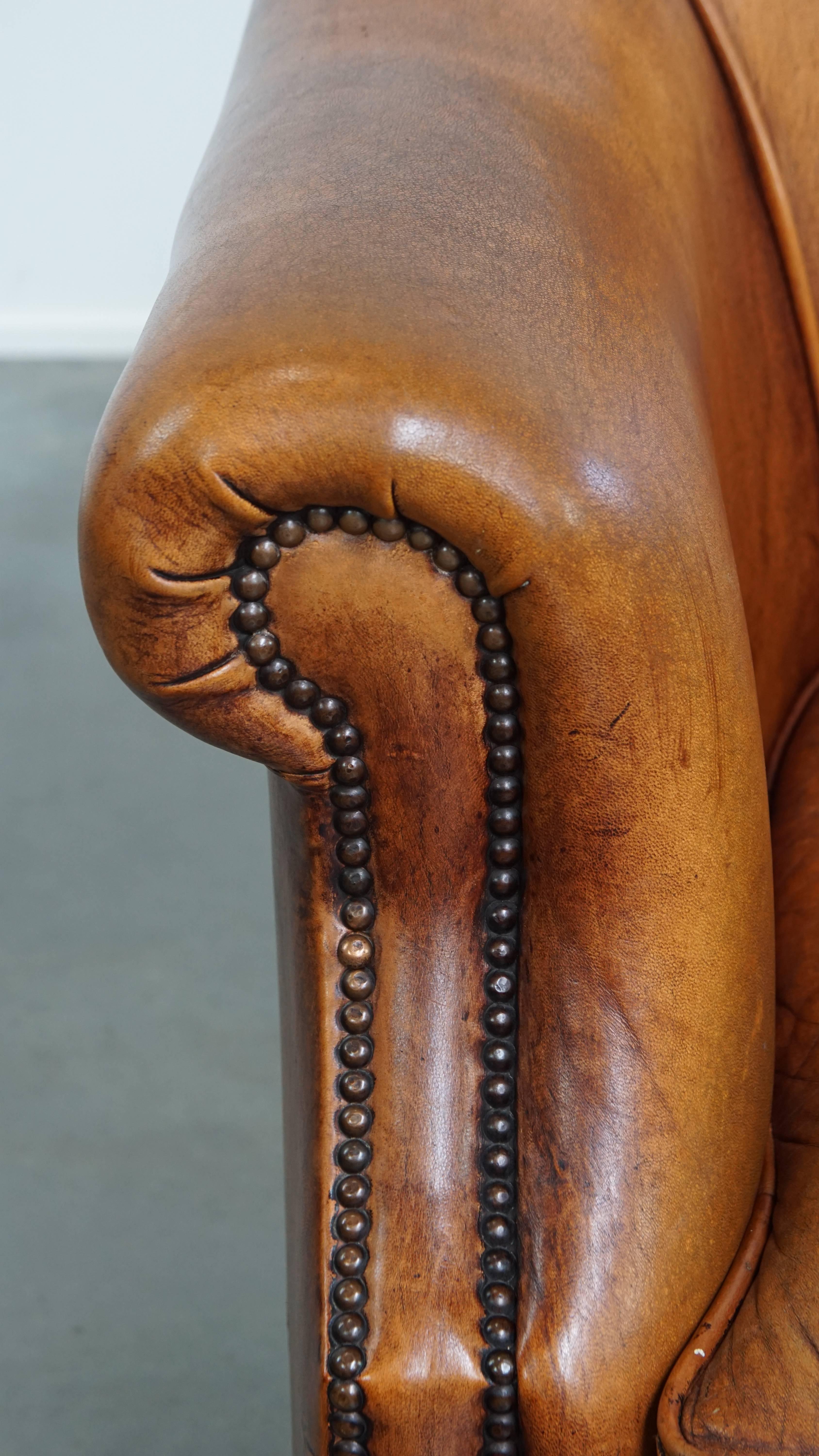 Fauteuil club en cuir de mouton en vente 3