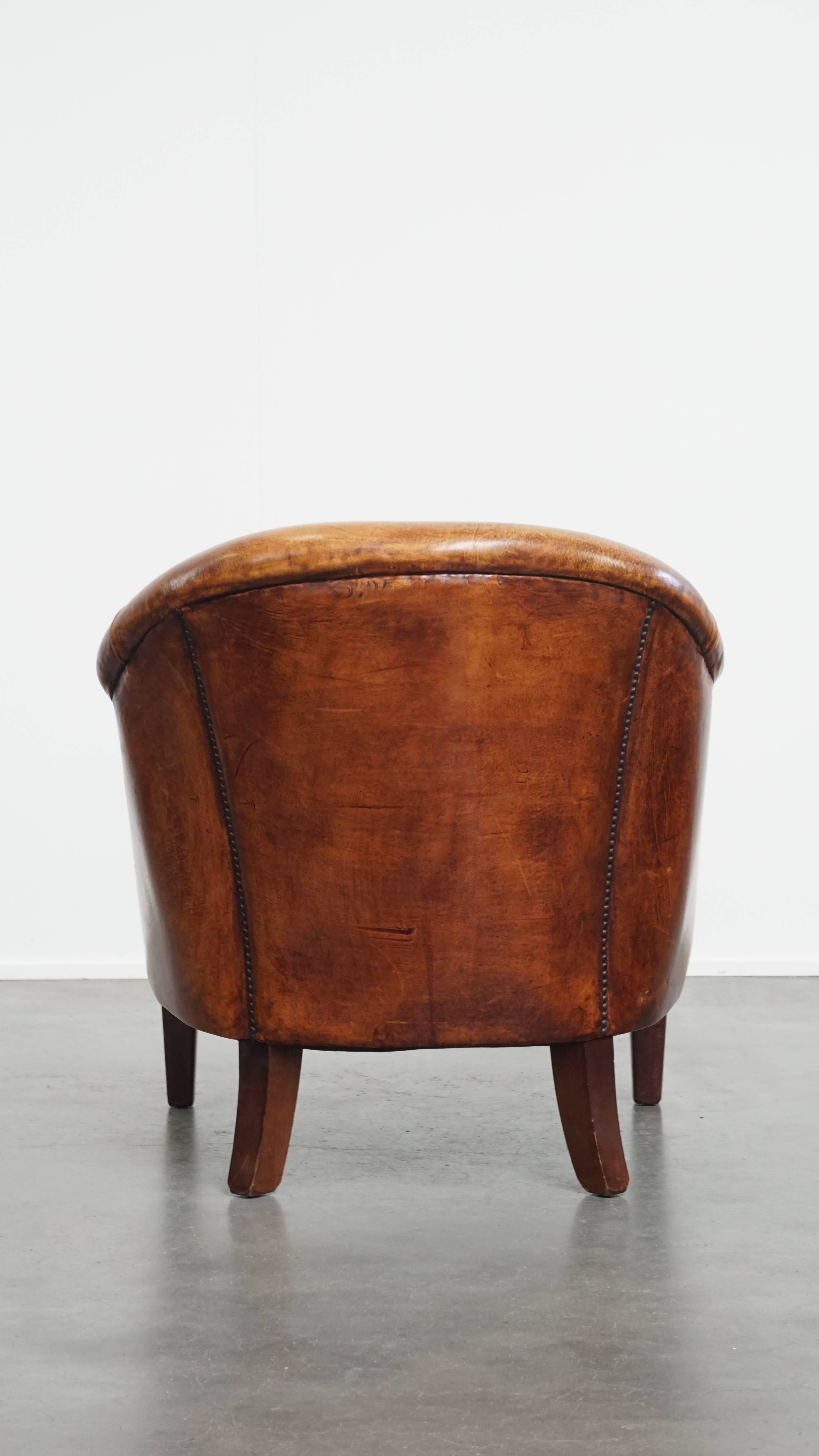 Fait main Fauteuil club en cuir de mouton en vente