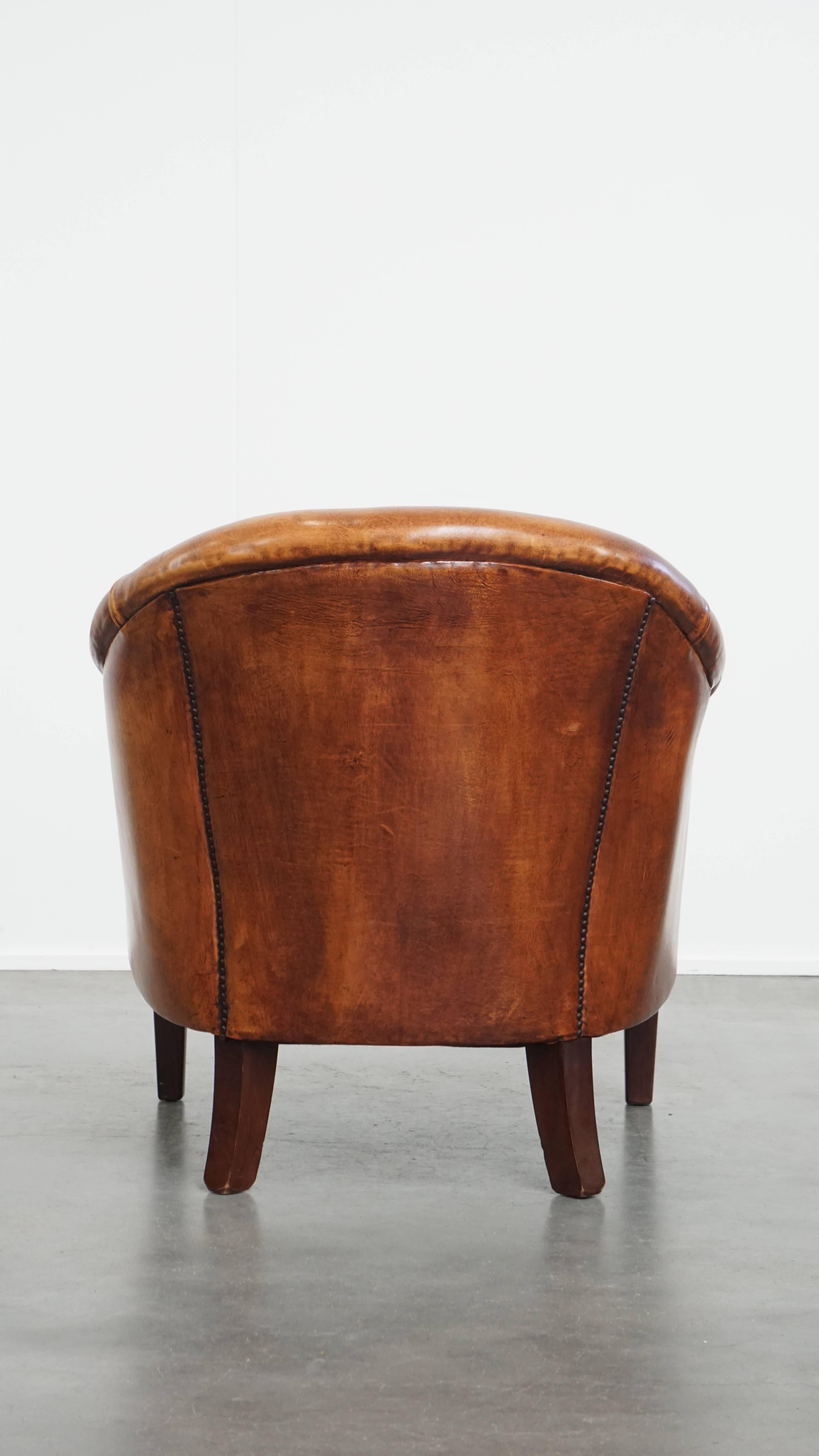 Fait main Fauteuil club en cuir de mouton en vente