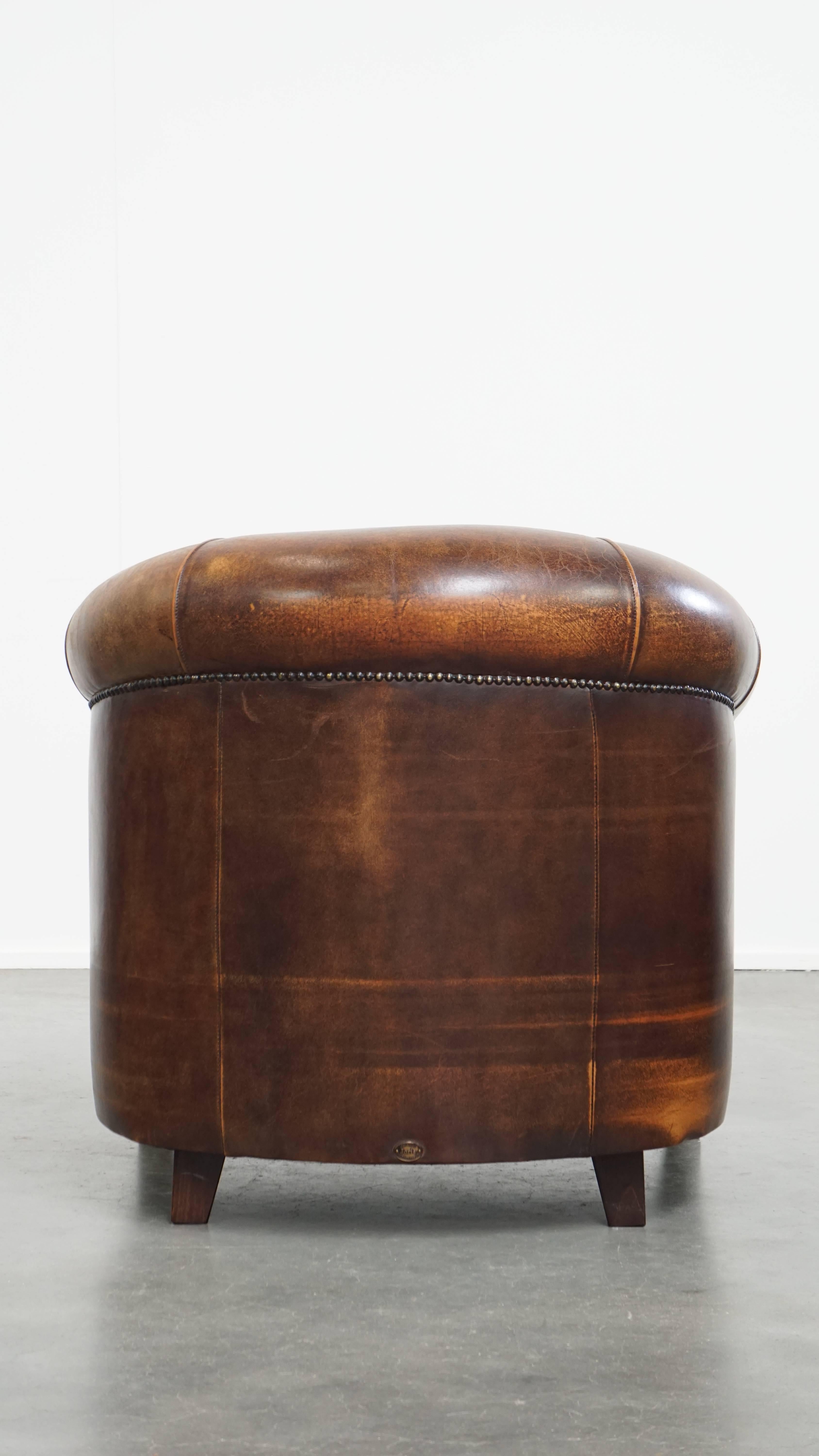 Fait main Fauteuil club en cuir de mouton en vente