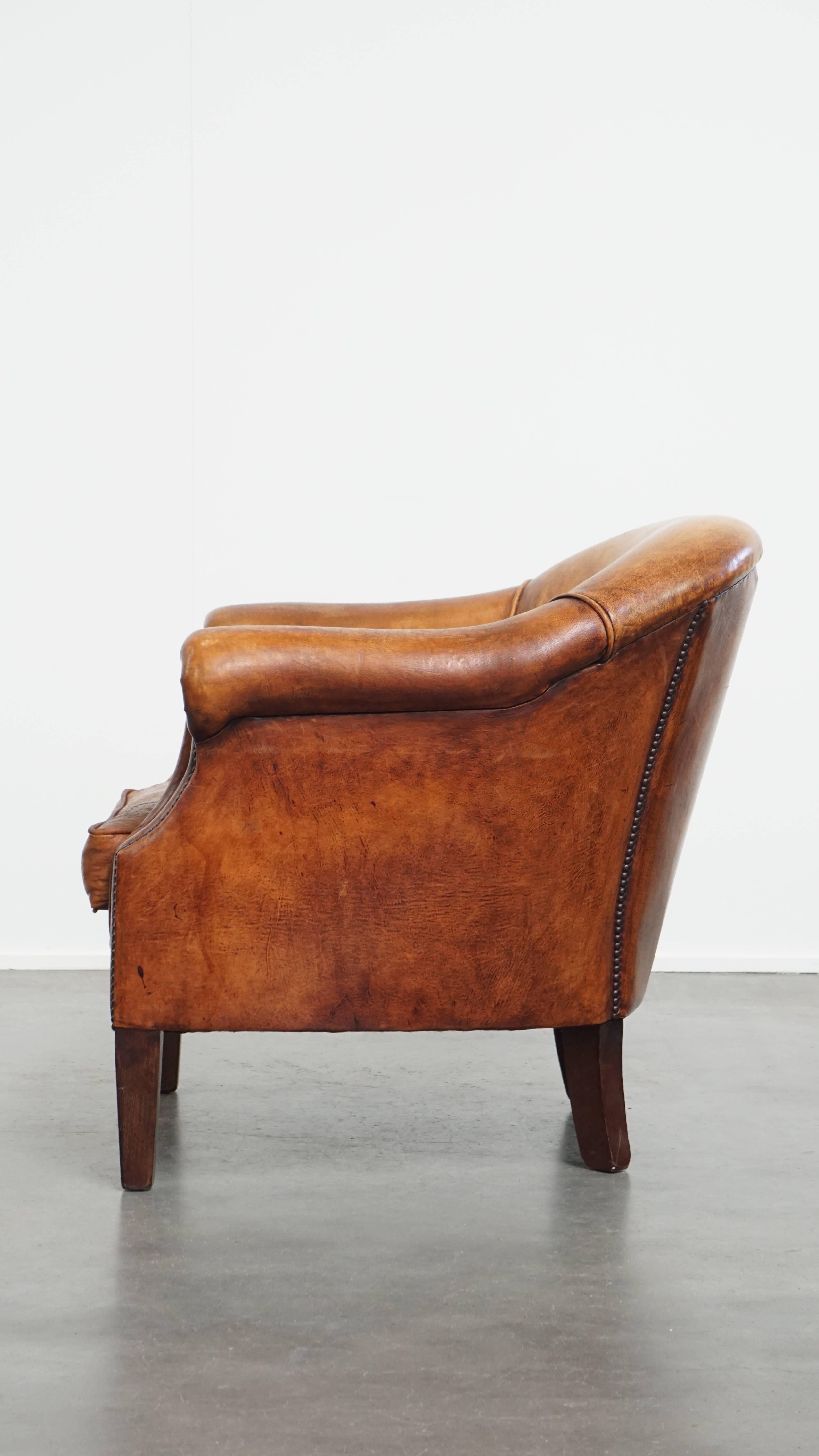 Fauteuil club en cuir de mouton Bon état - En vente à Harderwijk, NL