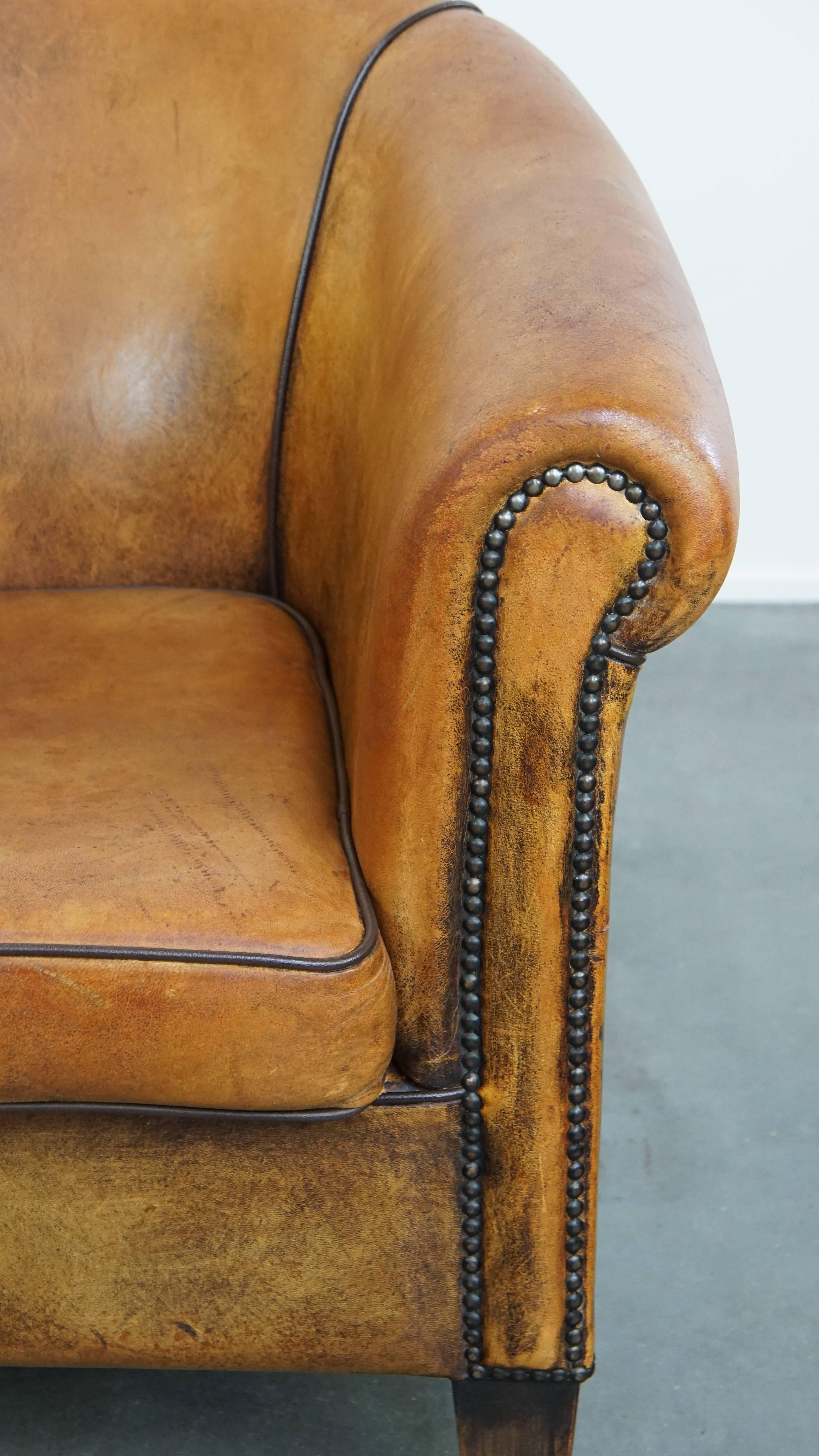 Sheepskin Leather Club Chair in English Style For Sale 3
