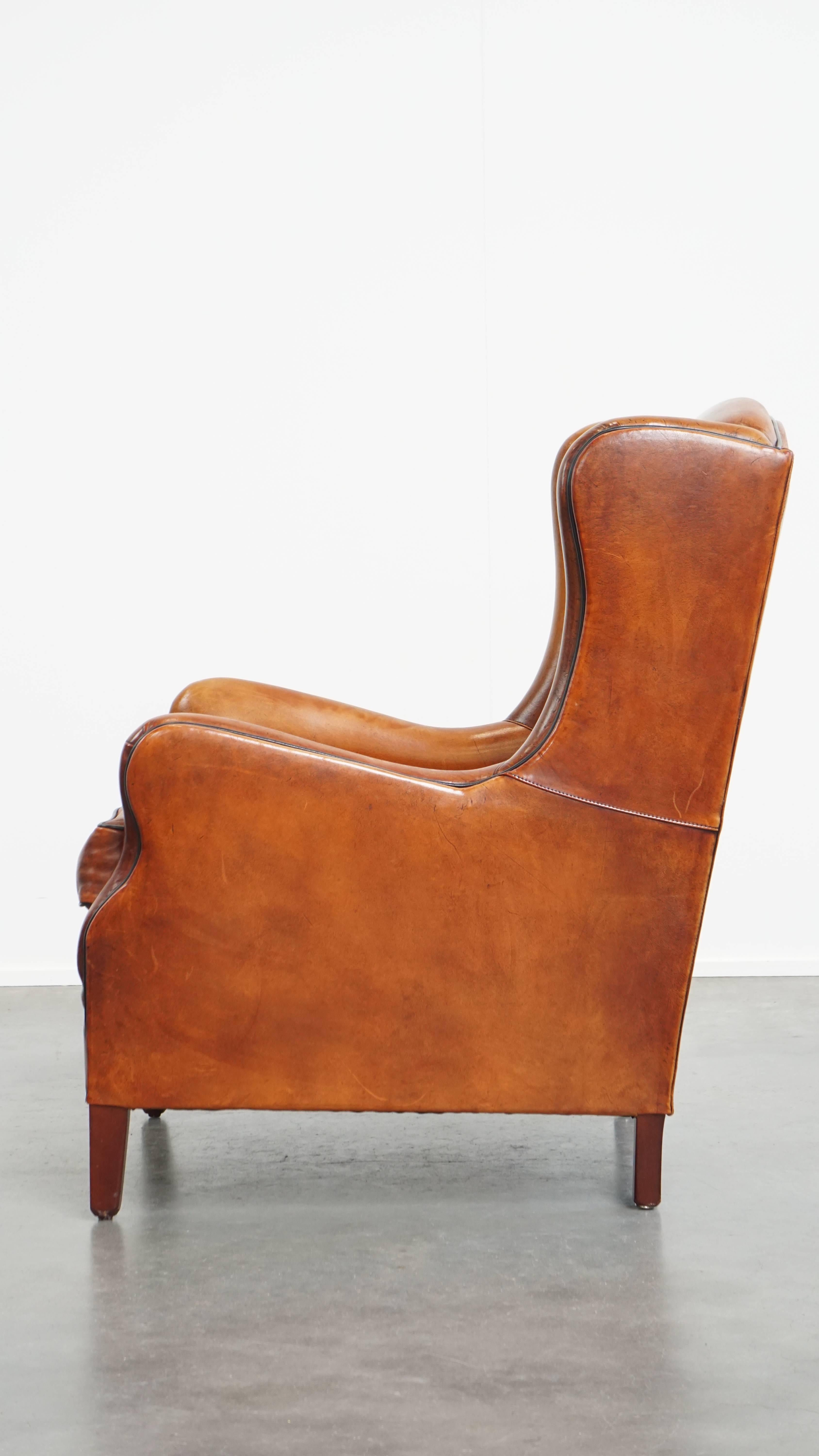 Silla Wingback de Piel de Oveja con Ribete Negro en Bueno estado para la venta en Harderwijk, NL