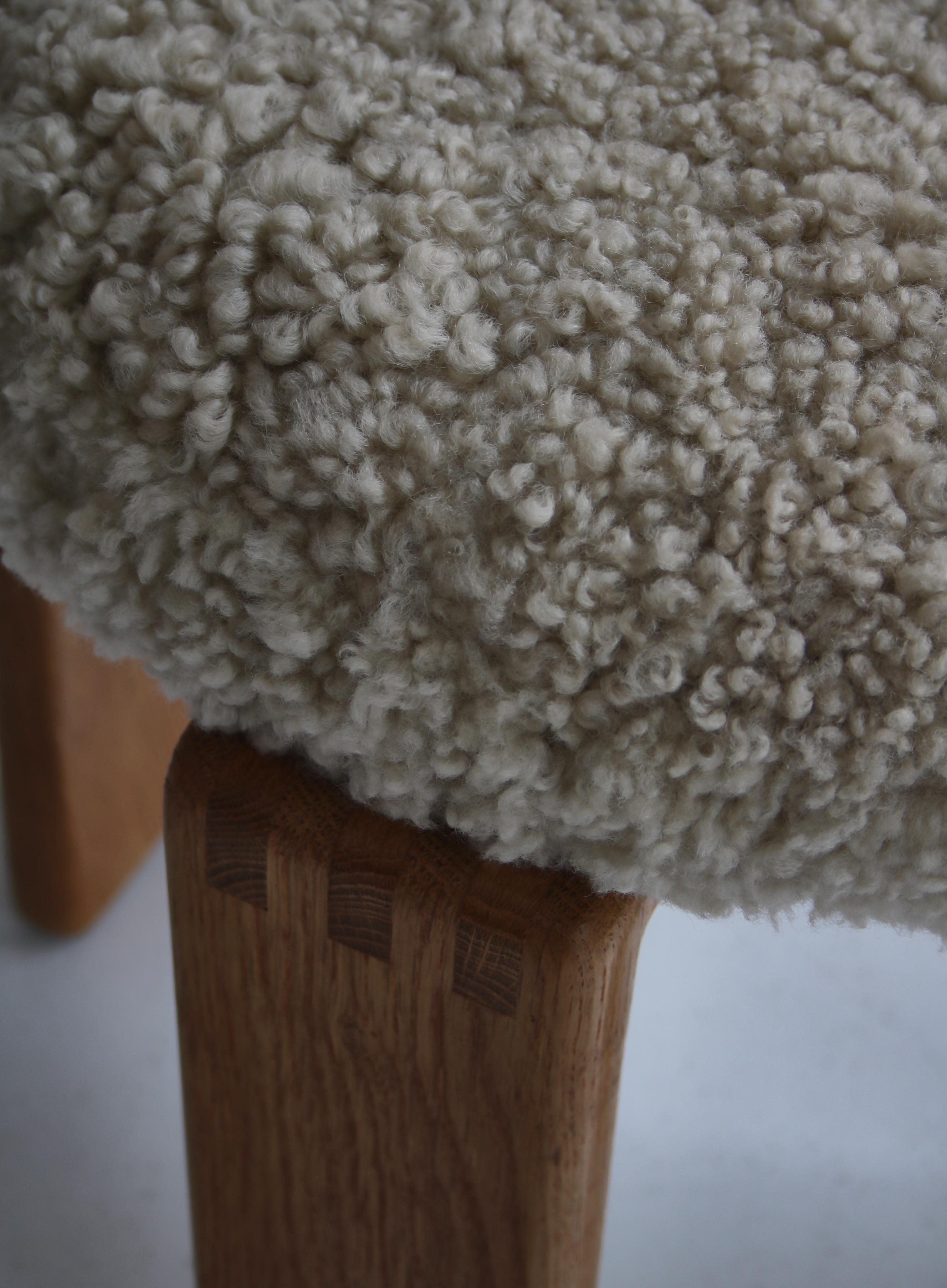 Sheepskin & Oak 