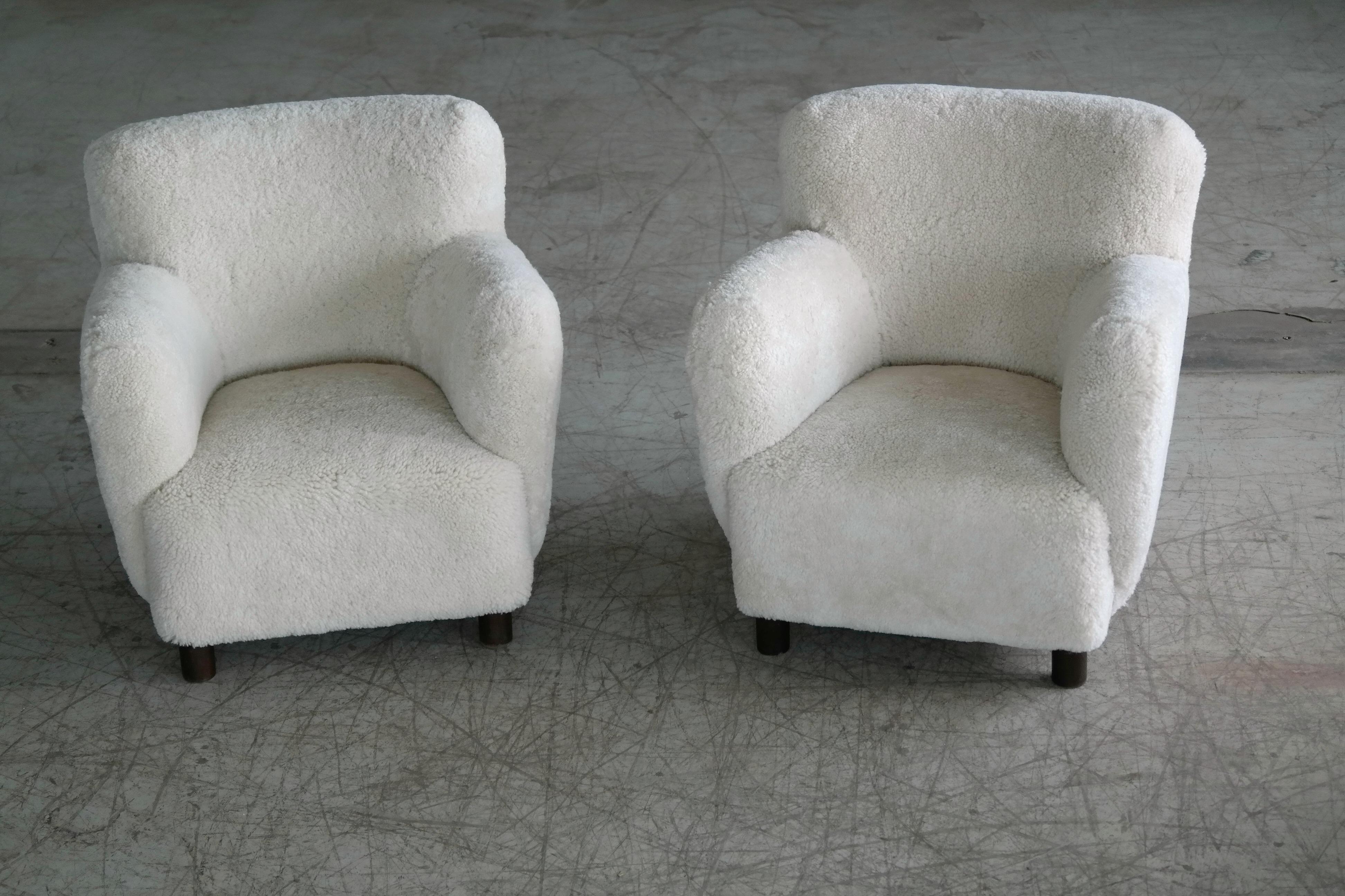Mid-Century Modern Sheepskin Pair of Club Chairs Attributed to Flemming Lassen Denmark, 1940s