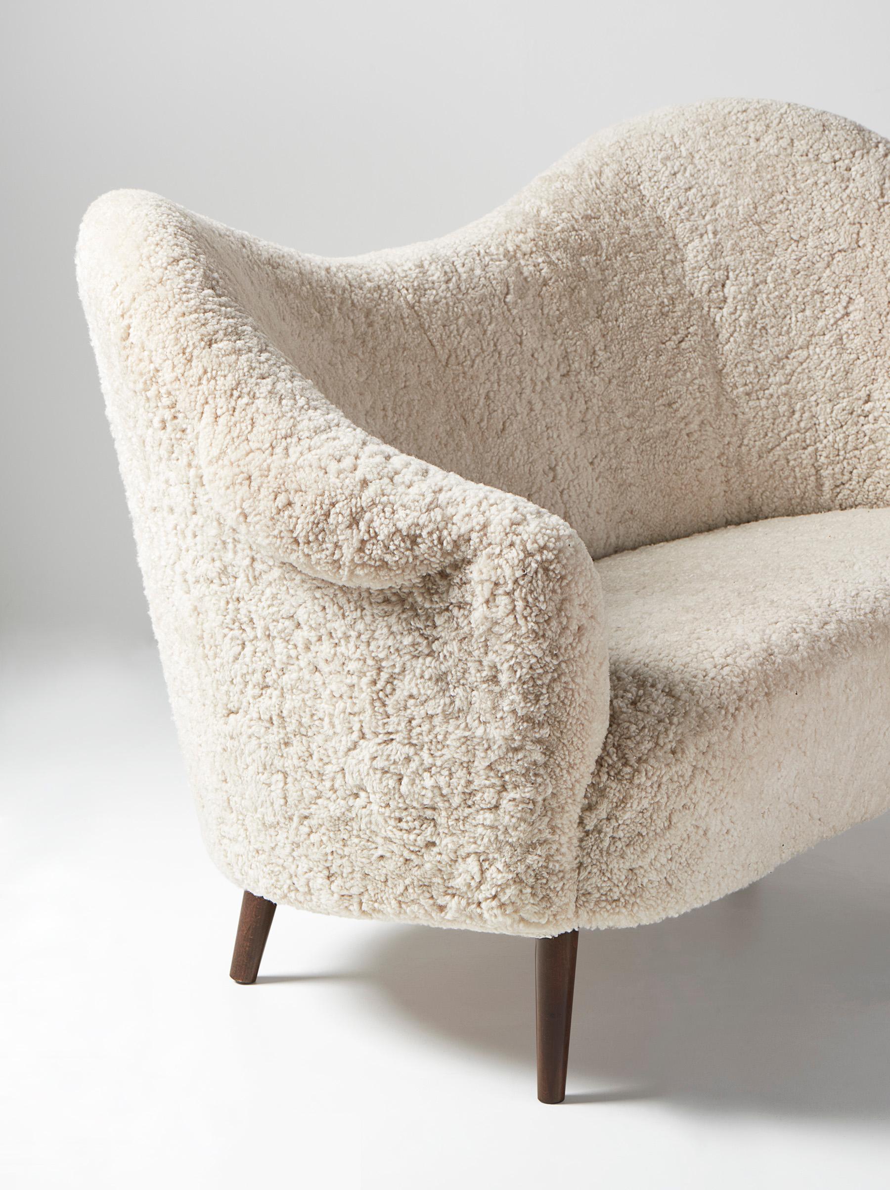 Schafsleder-Samspel-Sofa von Carl Malmsten (Skandinavische Moderne) im Angebot