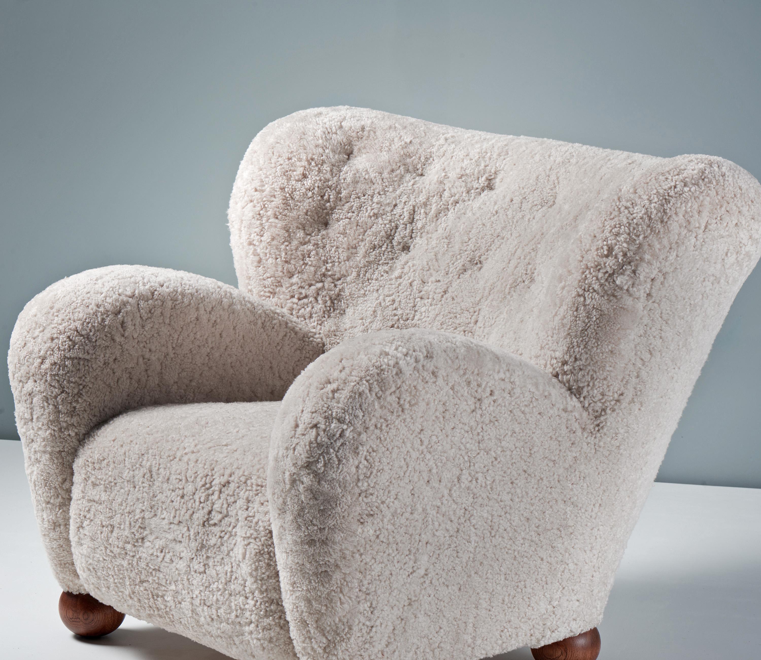 Mid-20th Century Sheepskin Wing Chair attributed to Marta Blomstedt for Hotel Aulanko  For Sale