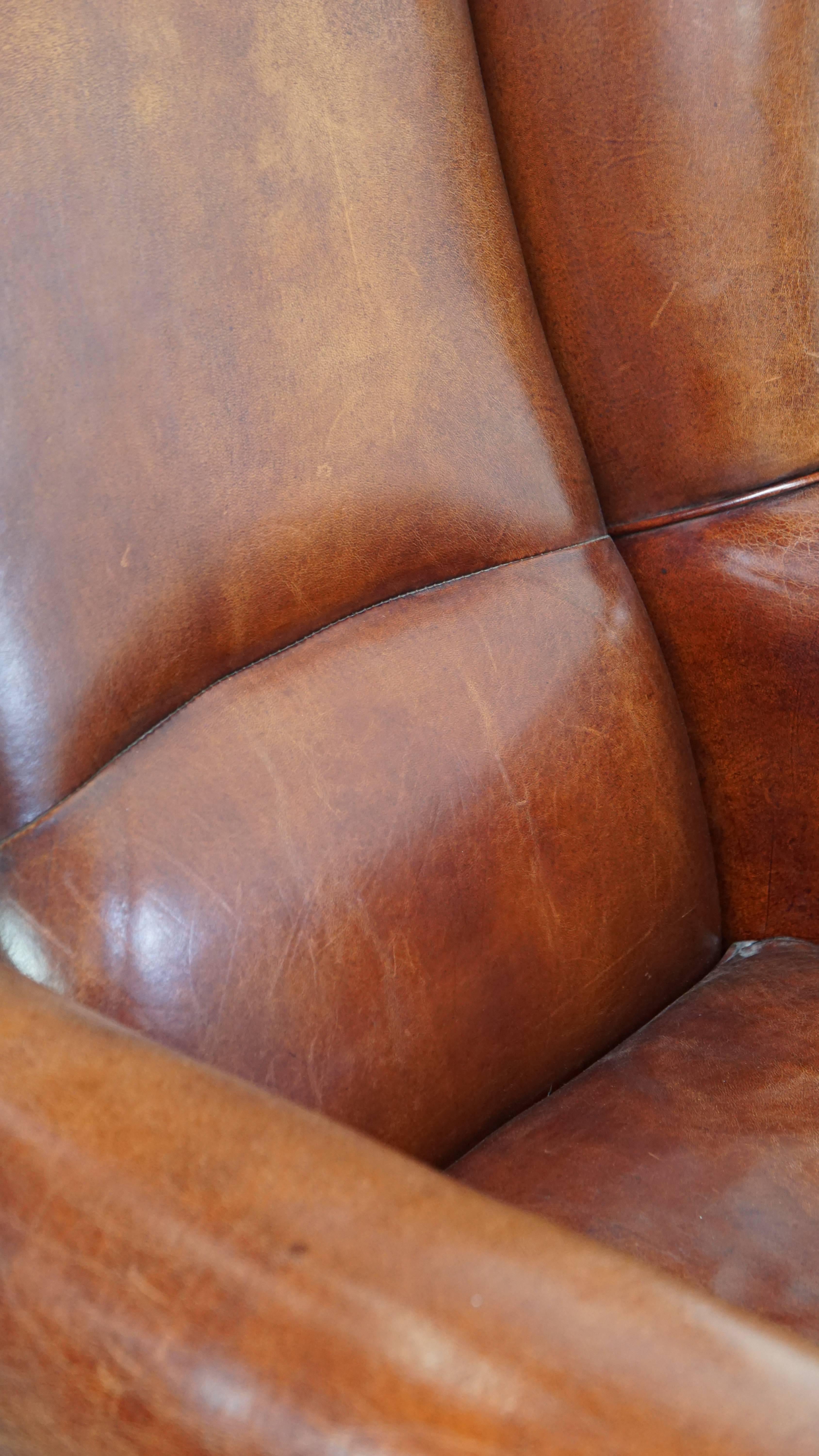 Sheepskin Wingback Chair en venta 10