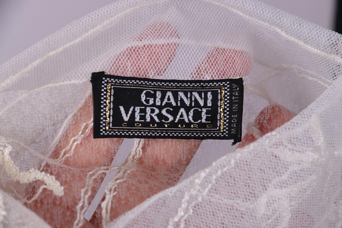 Durchsichtige Bluse von Gianni Versace. im Angebot 4