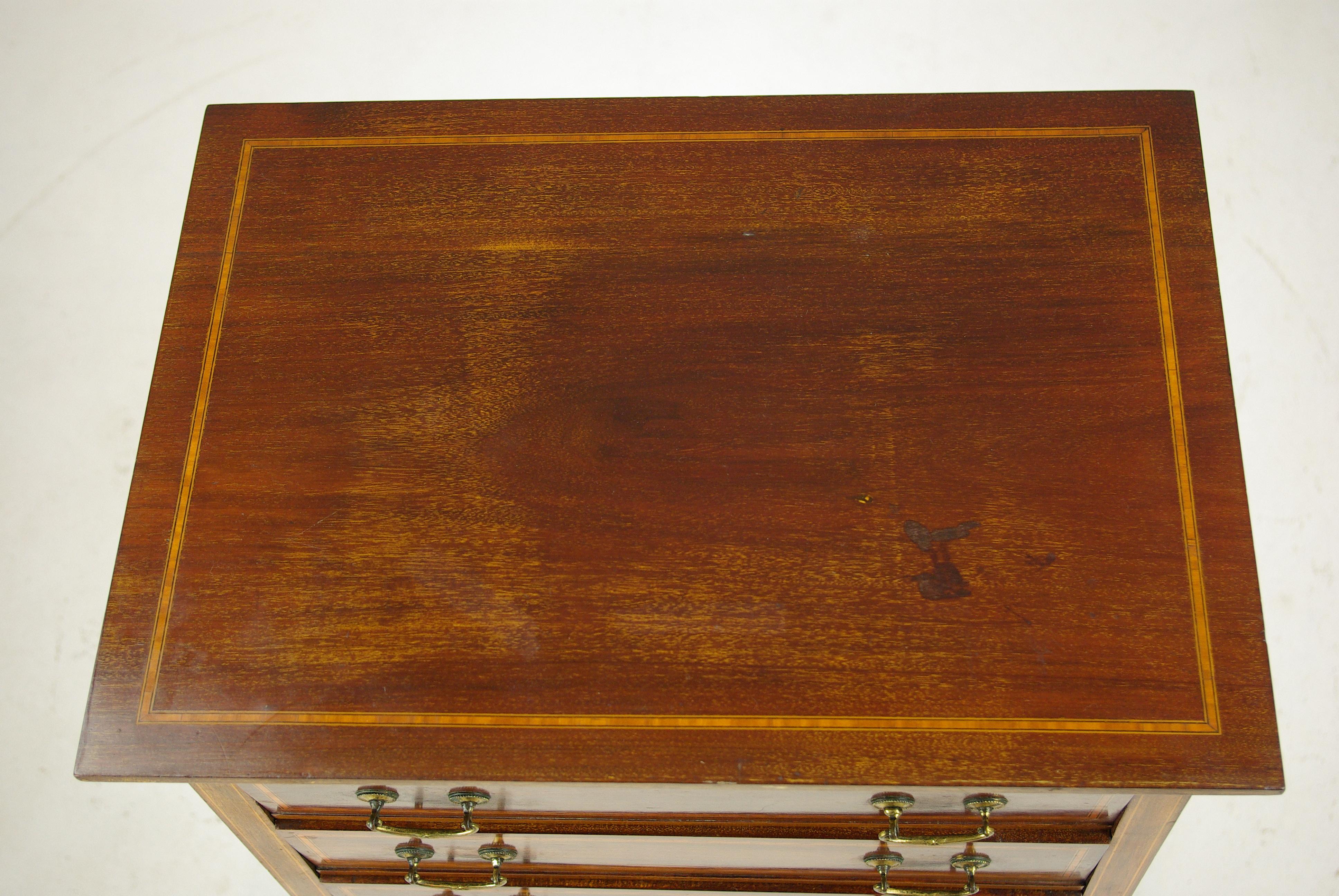 Blech-Musikschrank, Notenschrank, Notenaufbewahrung, Schrank aus Nussbaumholz, Schrank, 1900 (Schottisch)