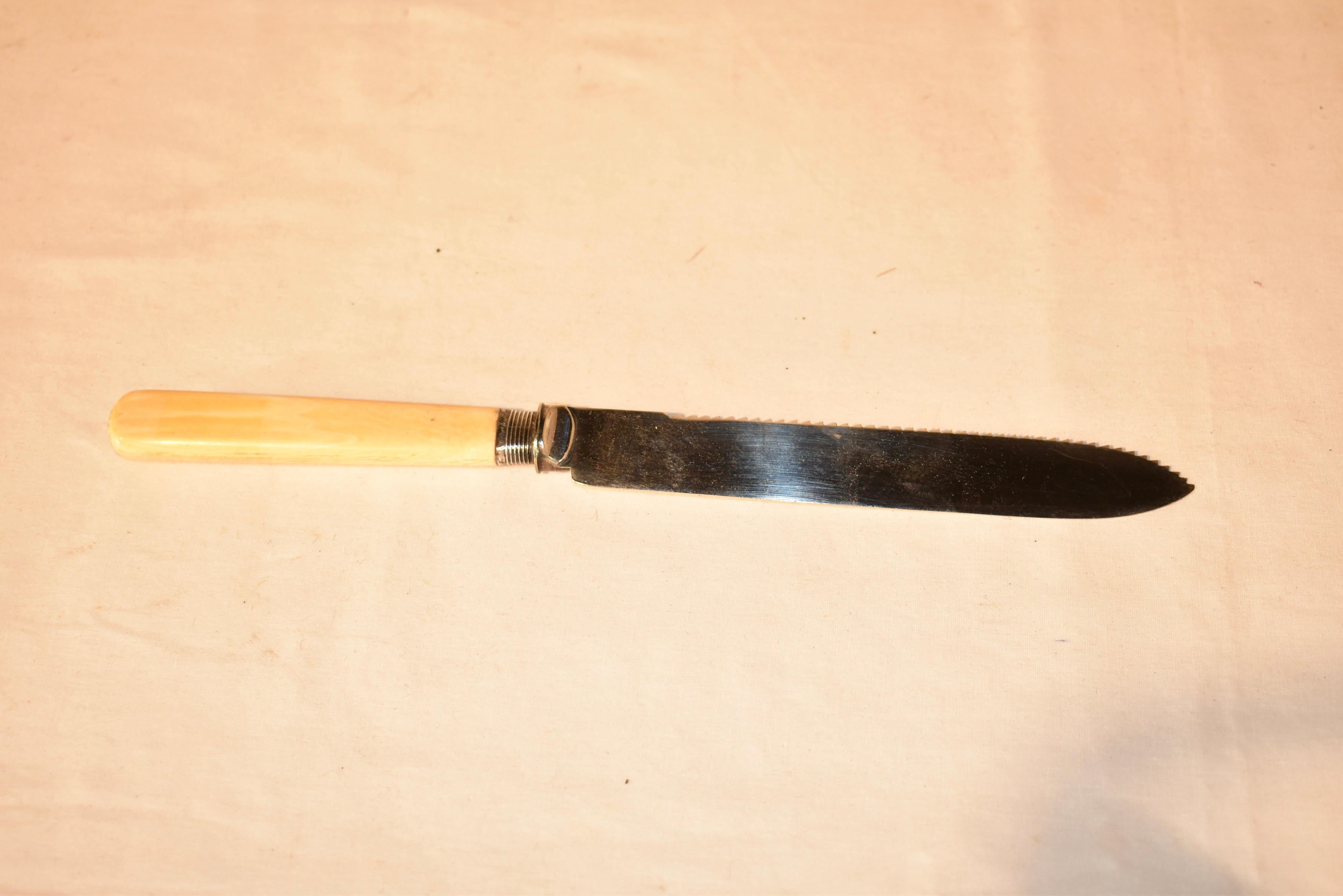 Argent Couteau à gâteau Sheffield, daté de 1901 en vente
