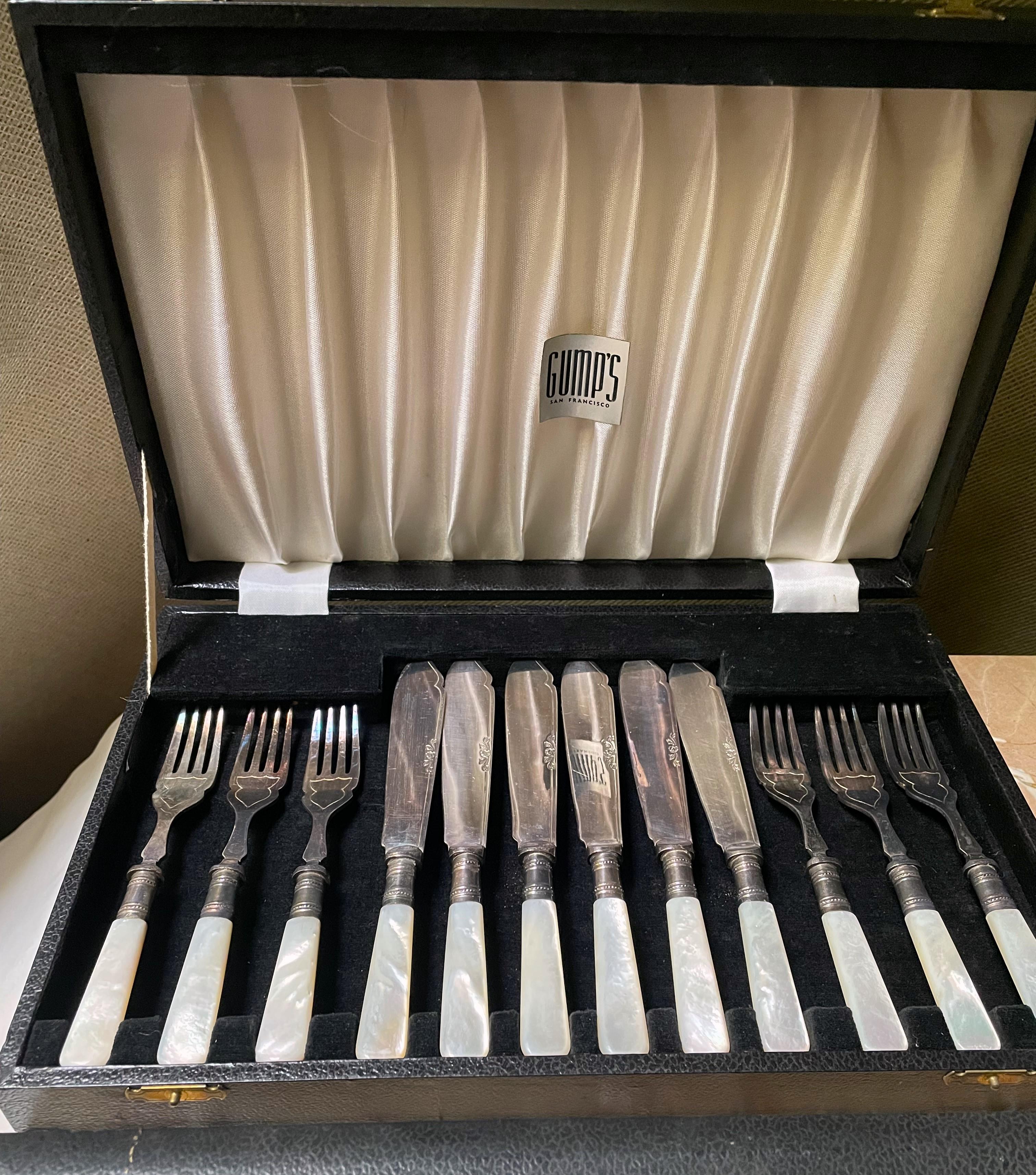 20th Century Sheffield England Boxed Set for 6 or 12 Fish/Dessert Forke & Knives MOP Handles For Sale